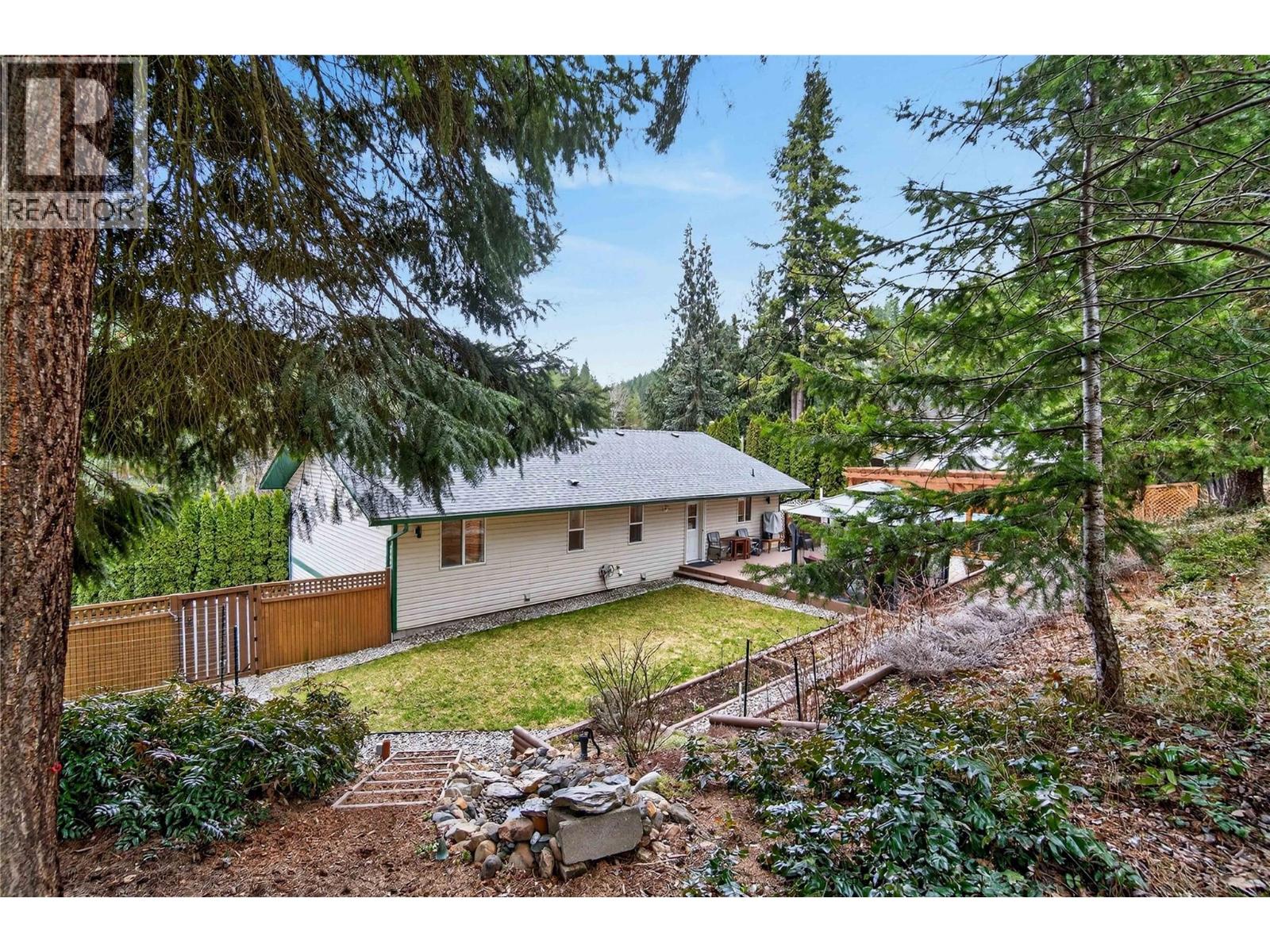 2823 Rose Dale Place, Blind Bay, British Columbia  V0E 1H1 - Photo 51 - 10379594