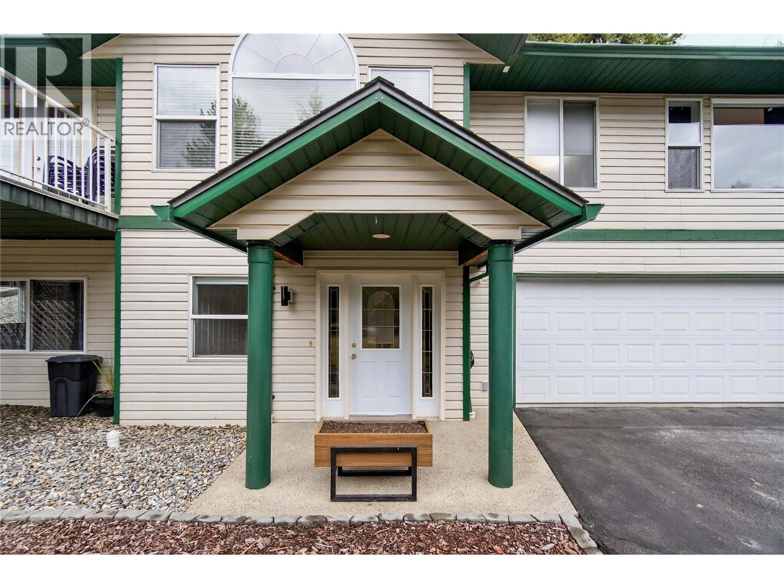 2823 Rose Dale Place, Blind Bay, British Columbia  V0E 1H1 - Photo 7 - 10379594