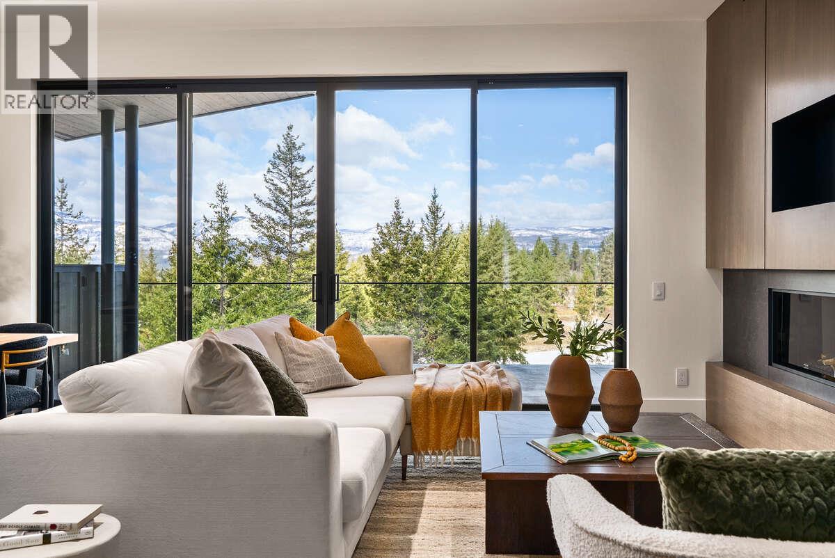 866 Predator Ridge Drive, Vernon, British Columbia  V1H 1G4 - Photo 12 - 10380484