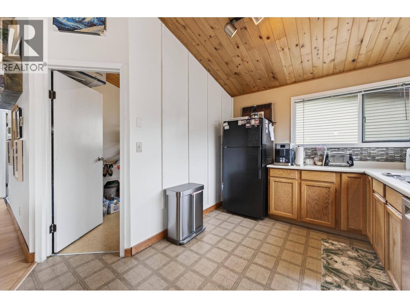 359 Mountainview Road, Lillooet, British Columbia  V0K 1V0 - Photo 13 - 10380404