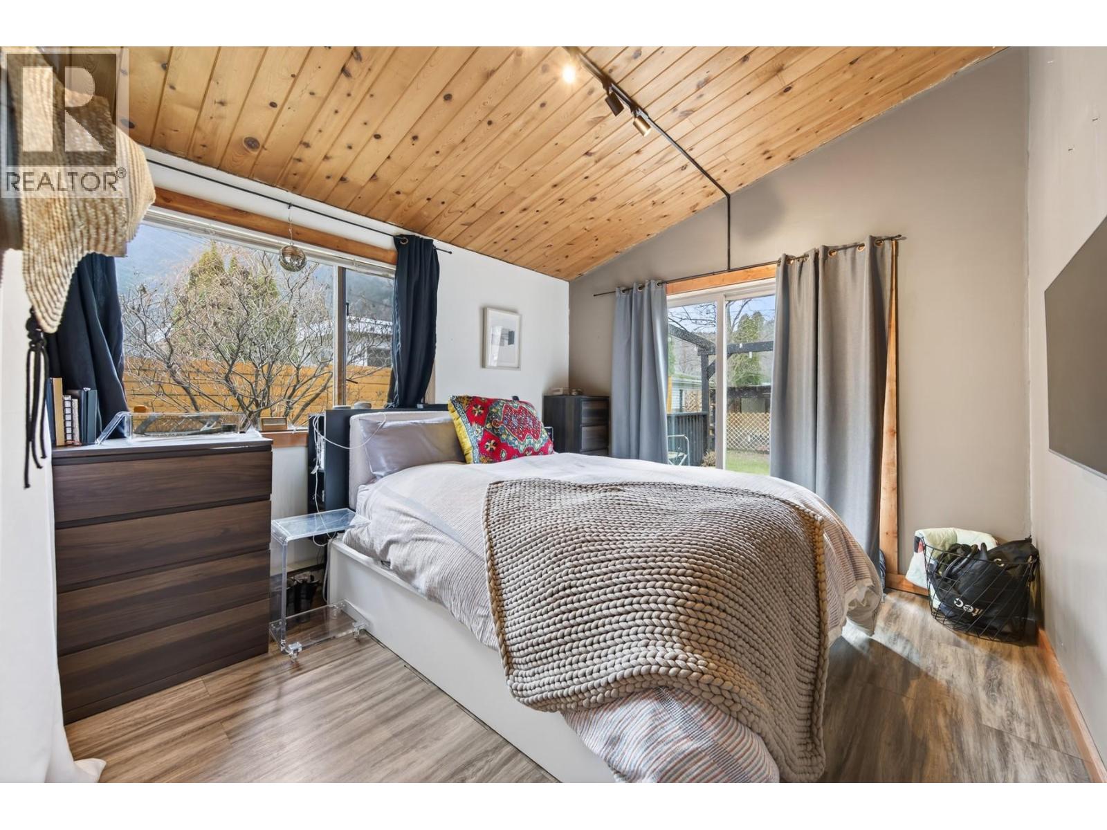 359 Mountainview Road, Lillooet, British Columbia  V0K 1V0 - Photo 20 - 10380404