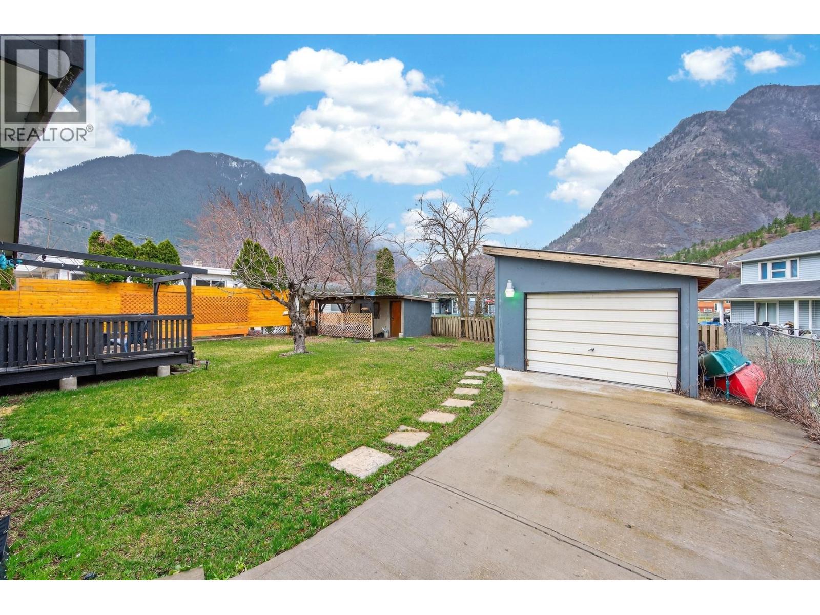 359 Mountainview Road, Lillooet, British Columbia  V0K 1V0 - Photo 30 - 10380404