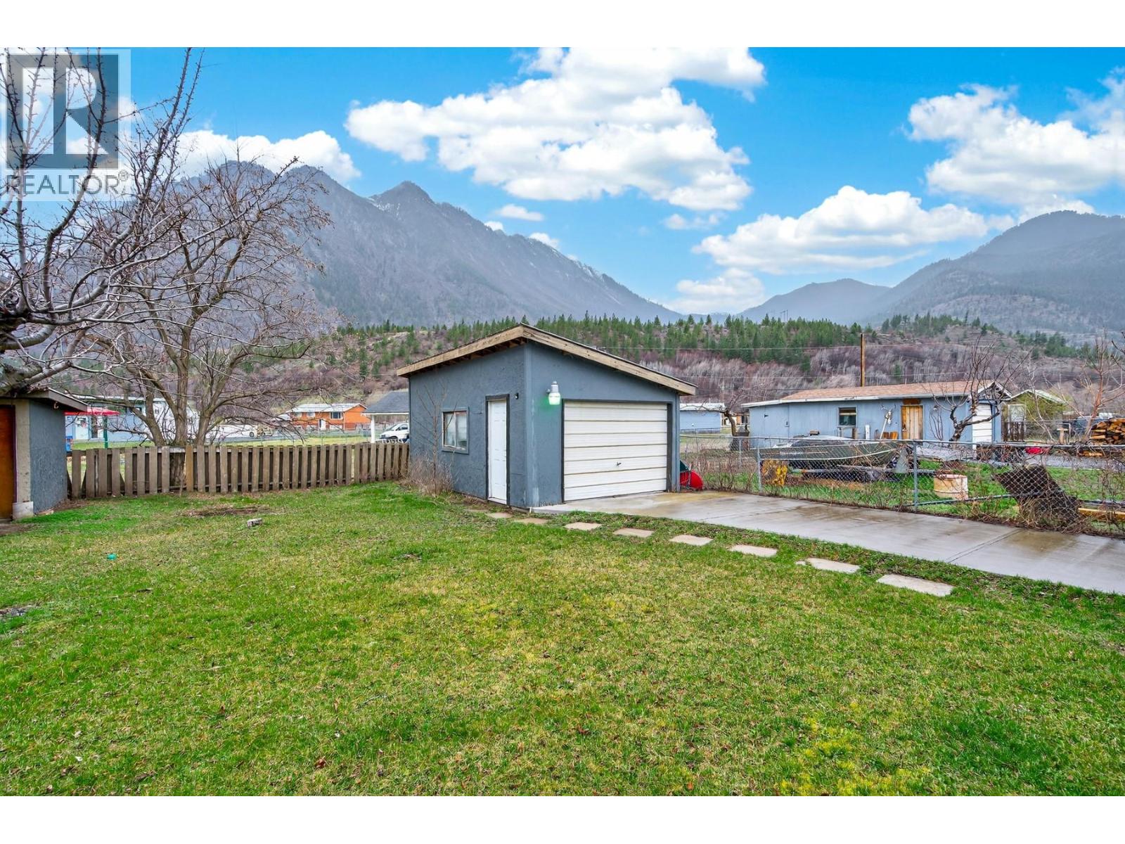 359 Mountainview Road, Lillooet, British Columbia  V0K 1V0 - Photo 31 - 10380404
