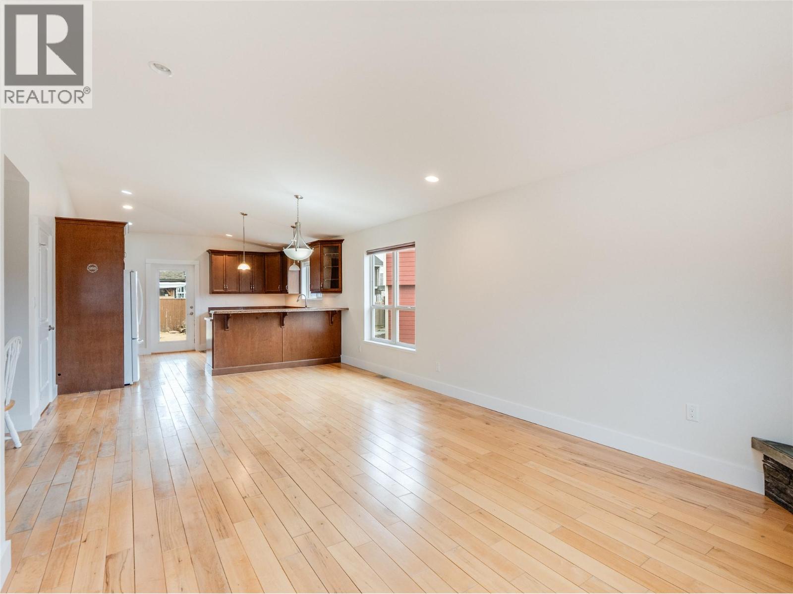 1509 Grandview Drive, Castlegar, British Columbia  V1N 4X7 - Photo 11 - 10380345