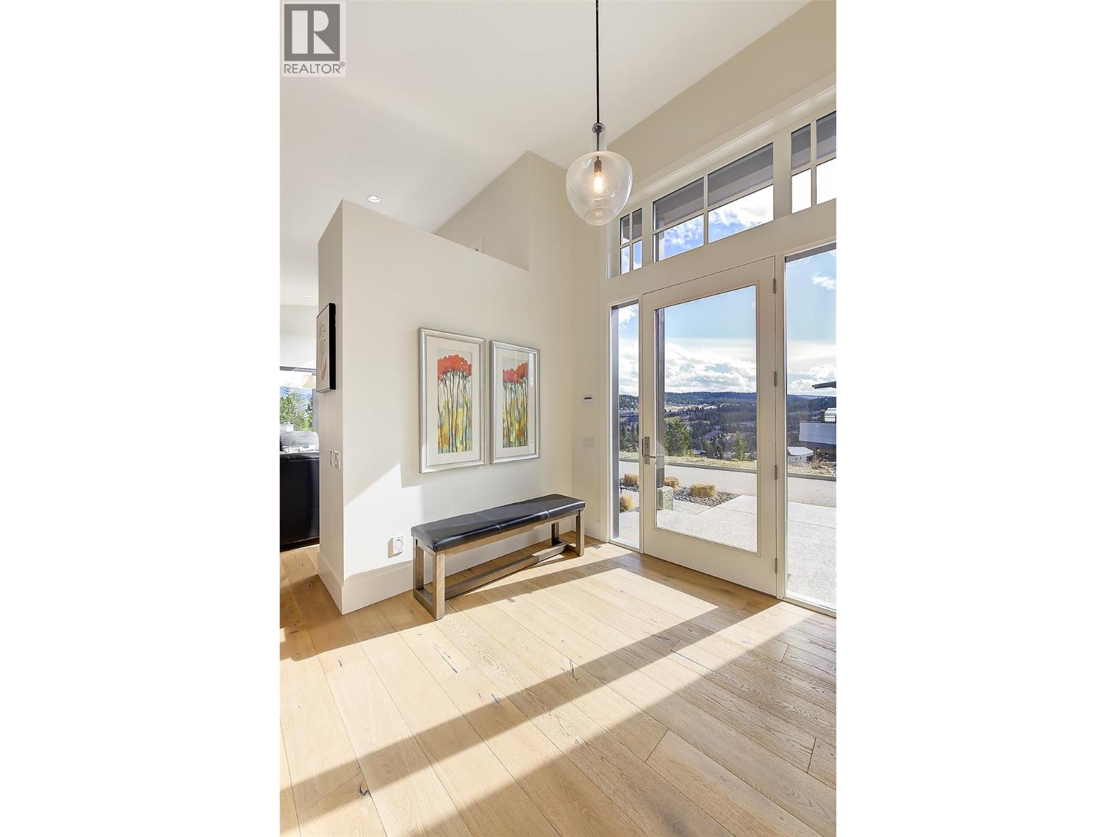 683 Havencrest Court, Vernon, British Columbia  V1H 2L9 - Photo 8 - 10379506