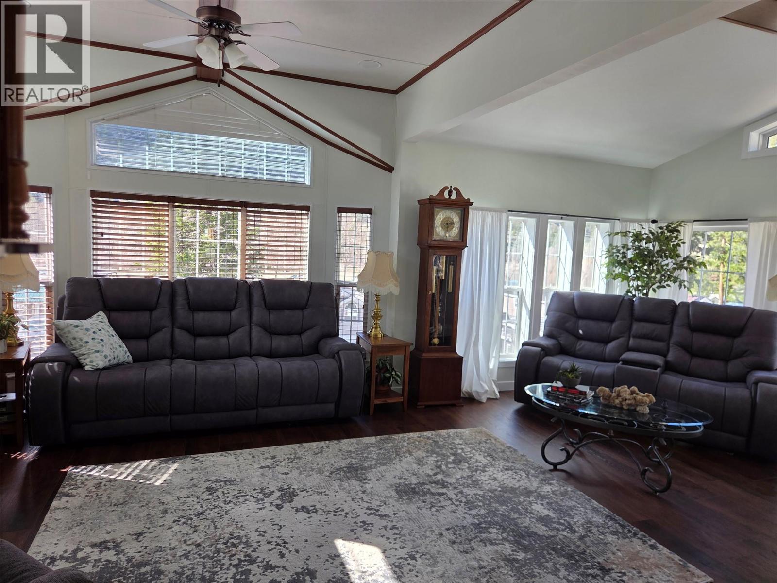 4354 Highway 3 Unit# 103, Keremeos, British Columbia  V0X 1N1 - Photo 8 - 10380483