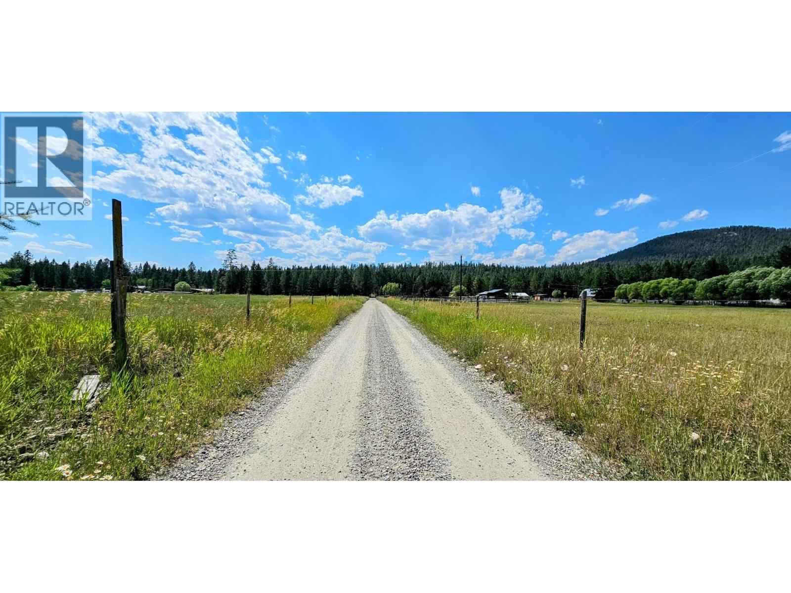 3560 Island Pond Road, Skookumchuck, British Columbia  V0B 2E0 - Photo 48 - 10380430