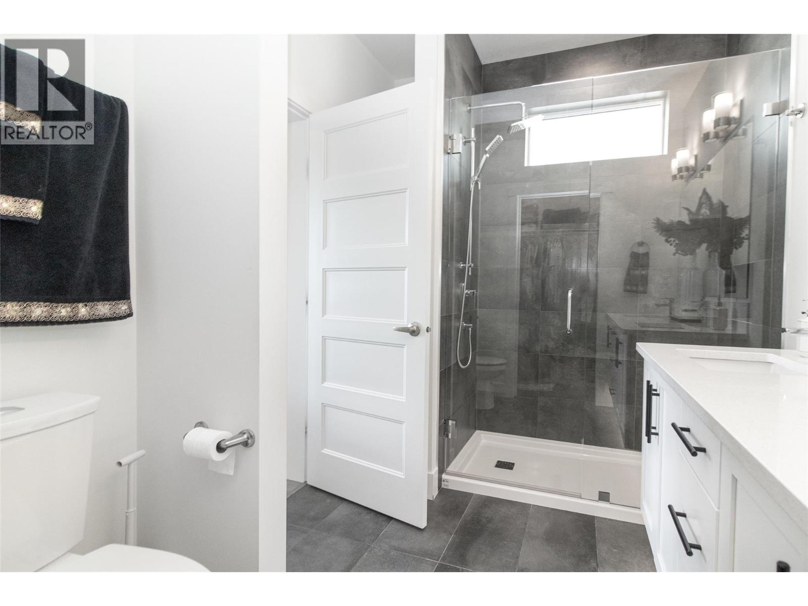 1396 Tower Ranch Drive, Kelowna, British Columbia  V1P 1T8 - Photo 28 - 10380406