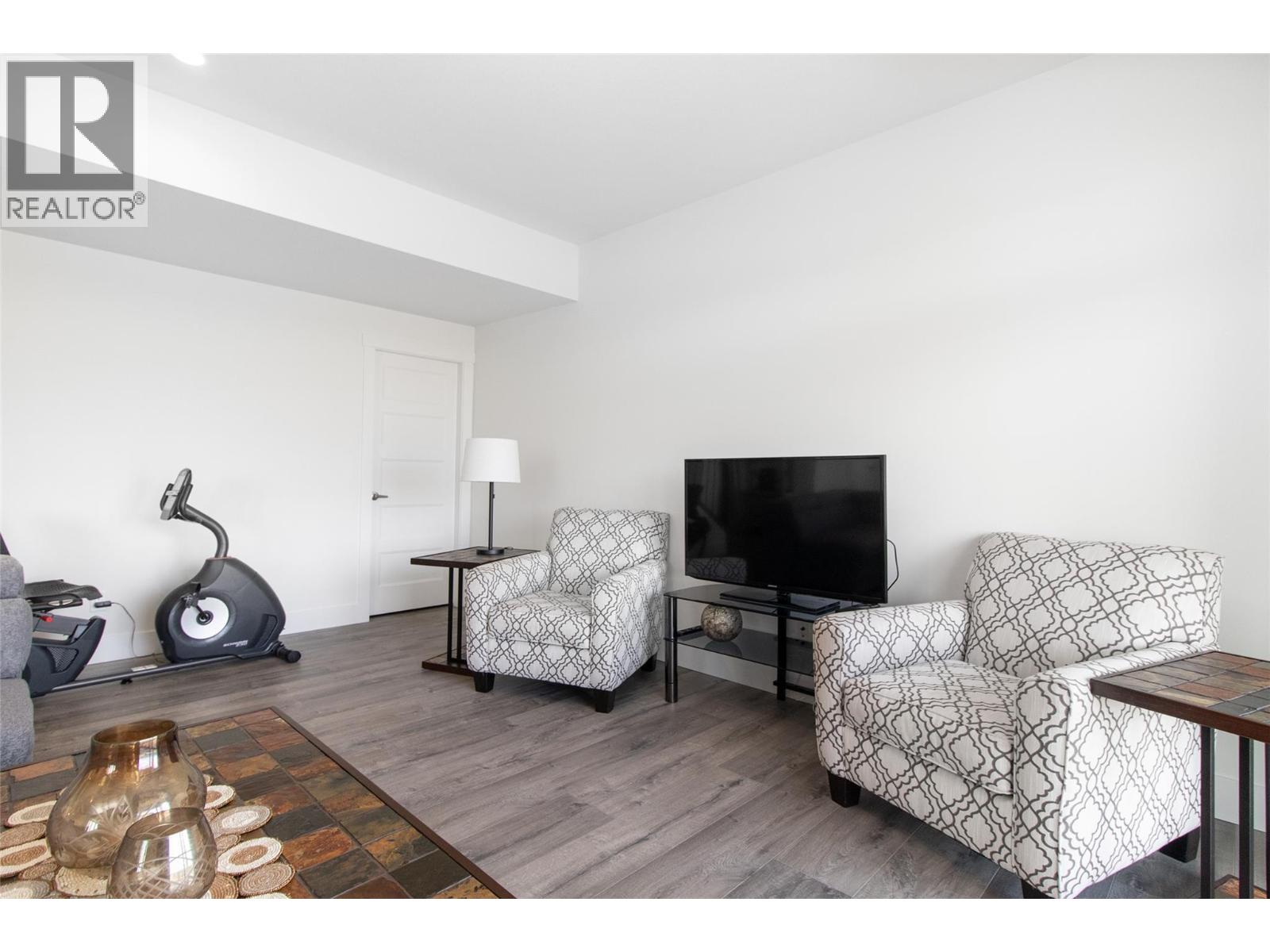 1396 Tower Ranch Drive, Kelowna, British Columbia  V1P 1T8 - Photo 39 - 10380406