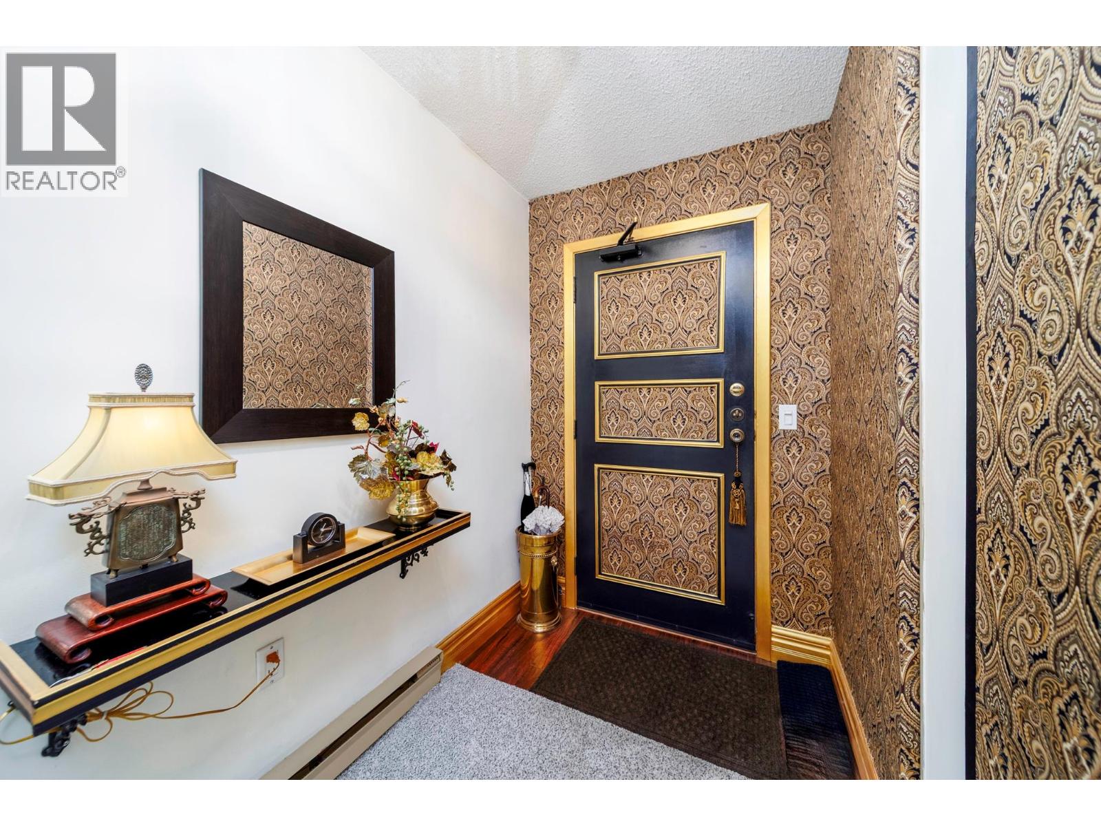 1035 Bernard Avenue Unit# 115, Kelowna, British Columbia  V1Y 6P7 - Photo 2 - 10380226