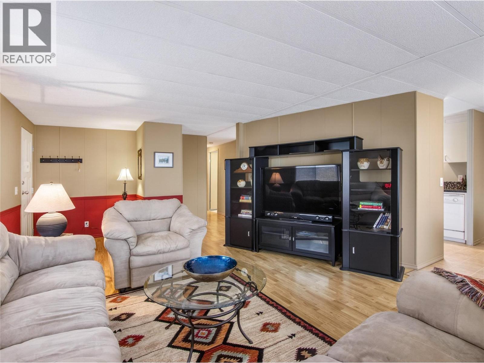 999 Burnaby Avenue Unit# 9, Penticton, British Columbia  V2A 1G7 - Photo 8 - 10374634