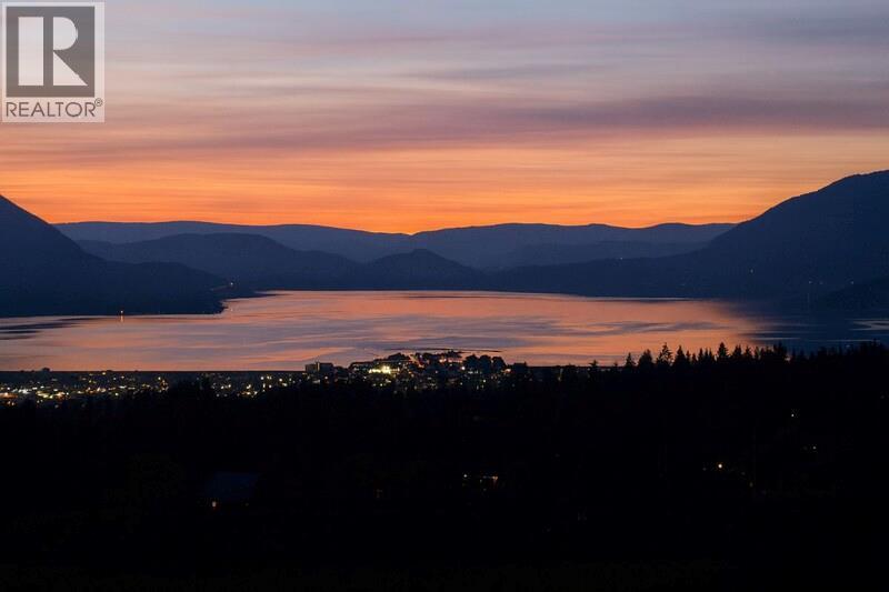 1060 16 Avenue Se, Salmon Arm, British Columbia  V1E 0H4 - Photo 19 - 10380032