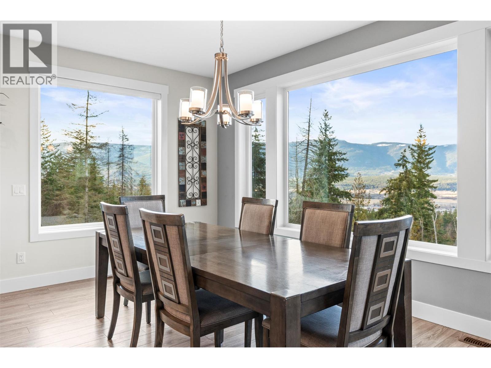 1021 17 Avenue Se, Salmon Arm, British Columbia  V1E 2G2 - Photo 16 - 10380030