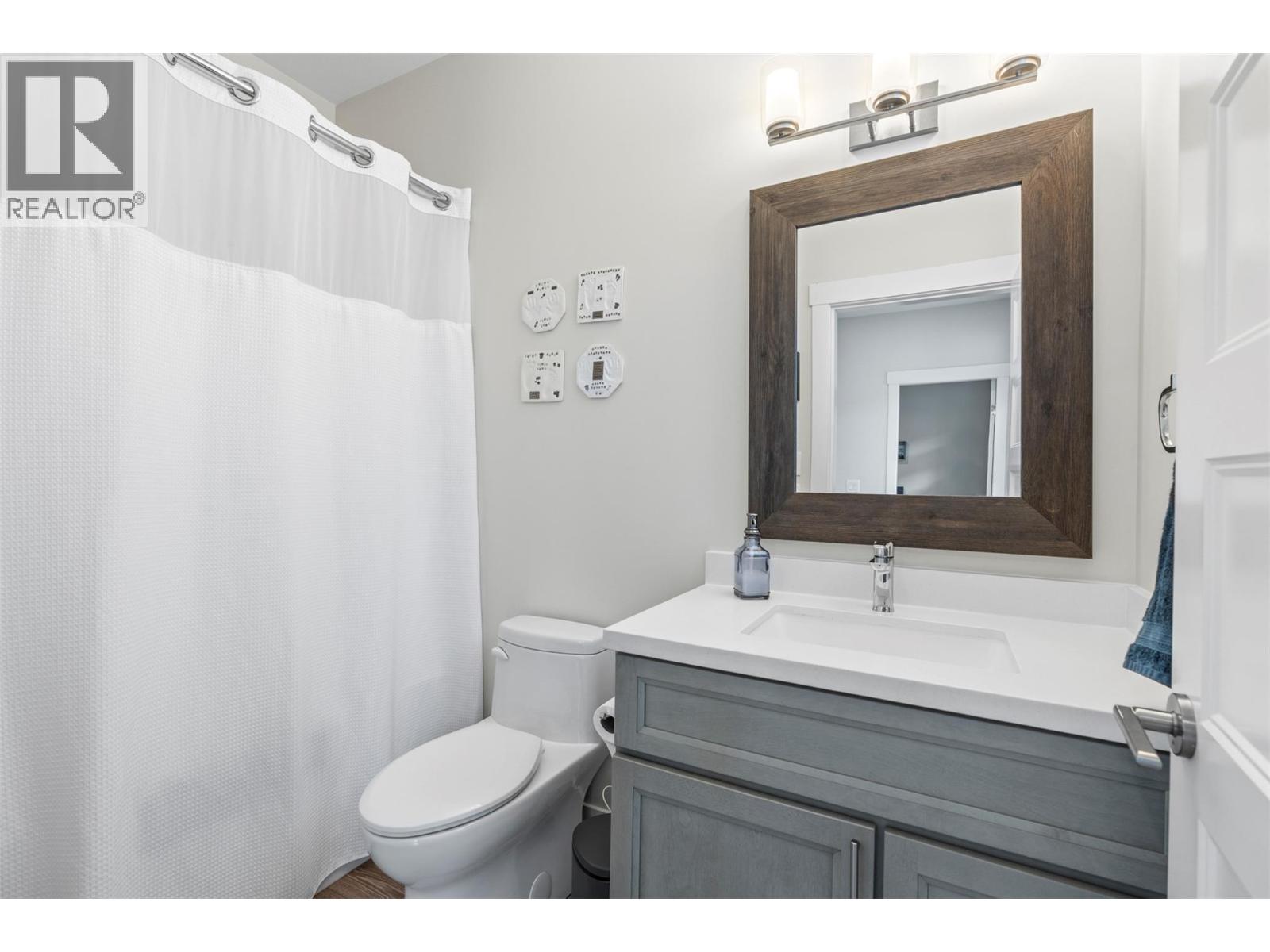 1021 17 Avenue Se, Salmon Arm, British Columbia  V1E 2G2 - Photo 31 - 10380030