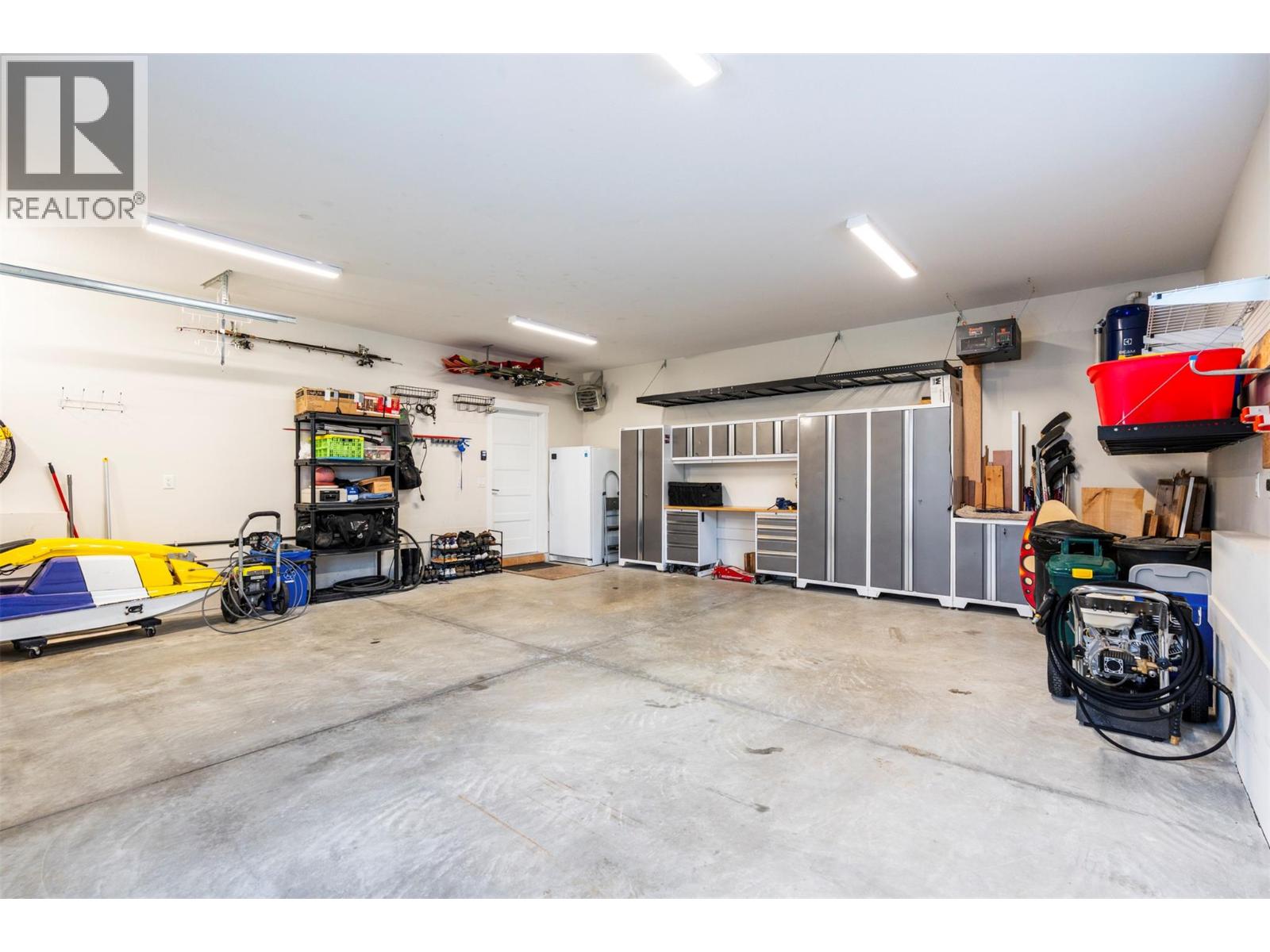 1021 17 Avenue Se, Salmon Arm, British Columbia  V1E 2G2 - Photo 34 - 10380030