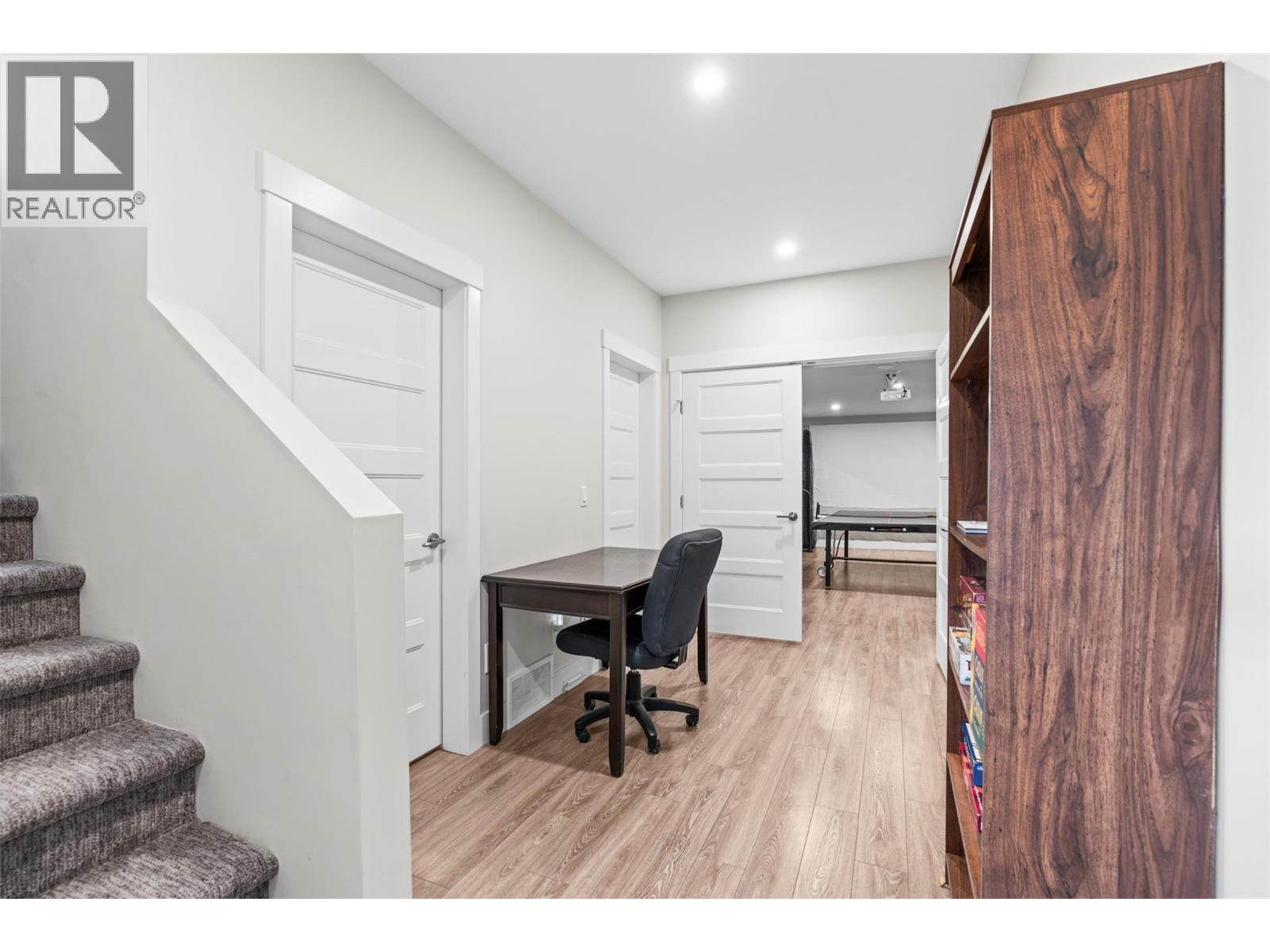 1021 17 Avenue Se, Salmon Arm, British Columbia  V1E 2G2 - Photo 40 - 10380030