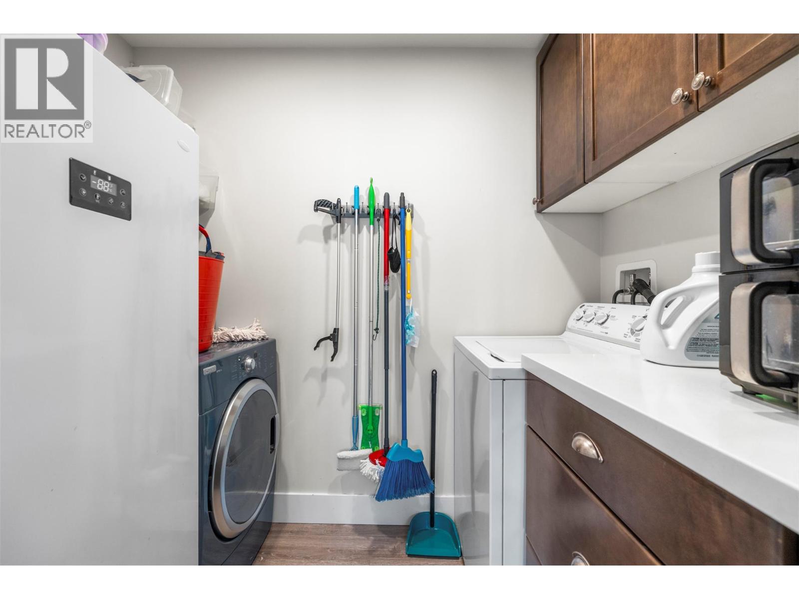 1021 17 Avenue Se, Salmon Arm, British Columbia  V1E 2G2 - Photo 59 - 10380030