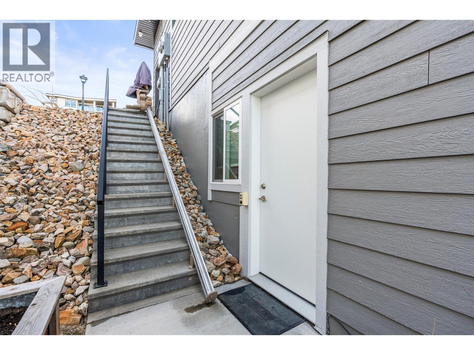 1021 17 Avenue Se, Salmon Arm, British Columbia  V1E 2G2 - Photo 72 - 10380030