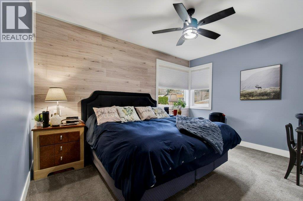 2010 15 Avenue Se, Salmon Arm, British Columbia  V1E 0E7 - Photo 17 - 10380190