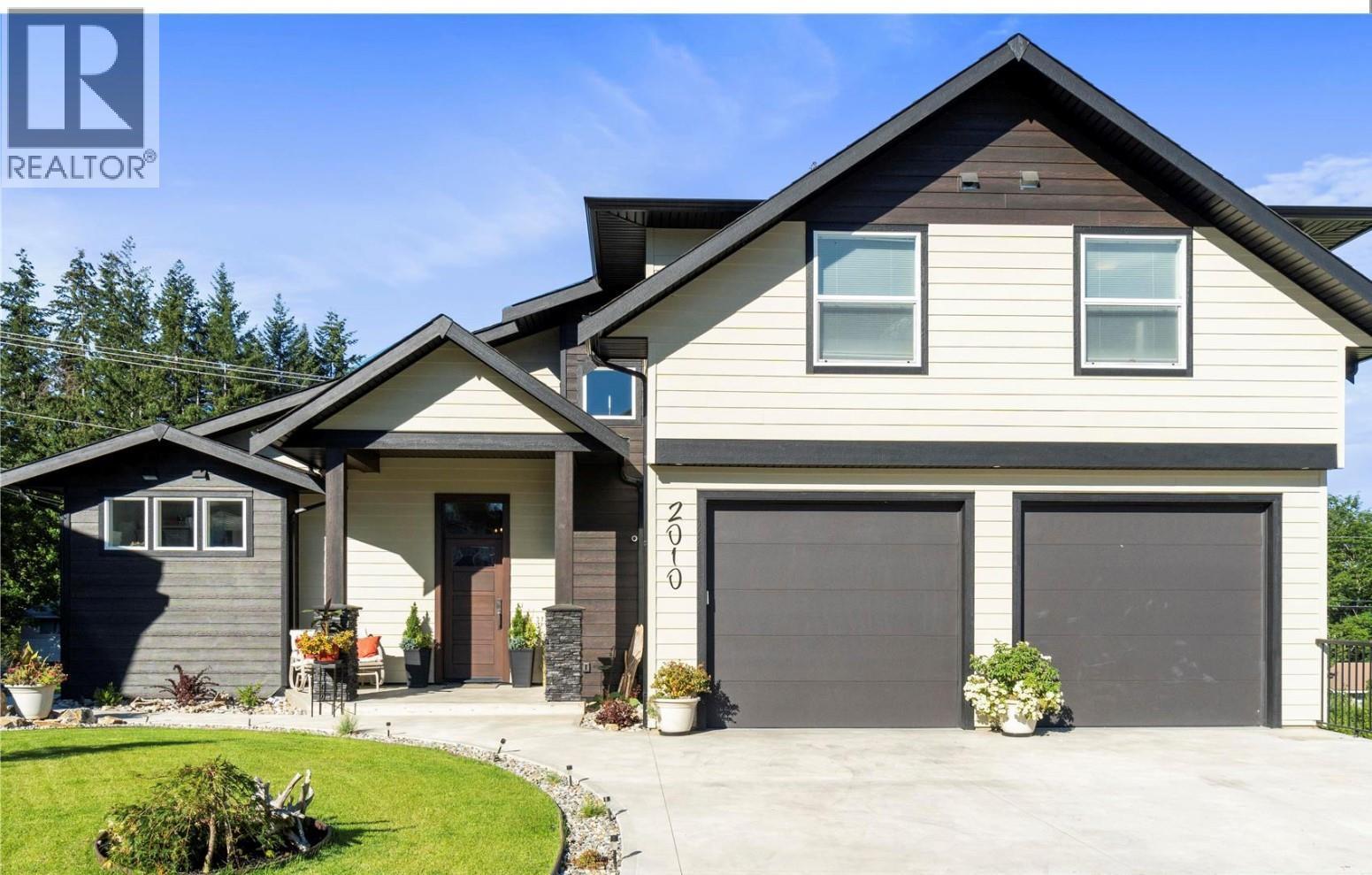 2010 15 Avenue Se, Salmon Arm, British Columbia  V1E 0E7 - Photo 3 - 10380190