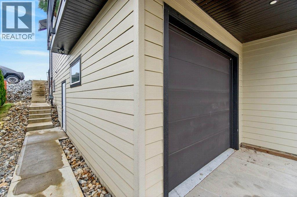 2010 15 Avenue Se, Salmon Arm, British Columbia  V1E 0E7 - Photo 39 - 10380190