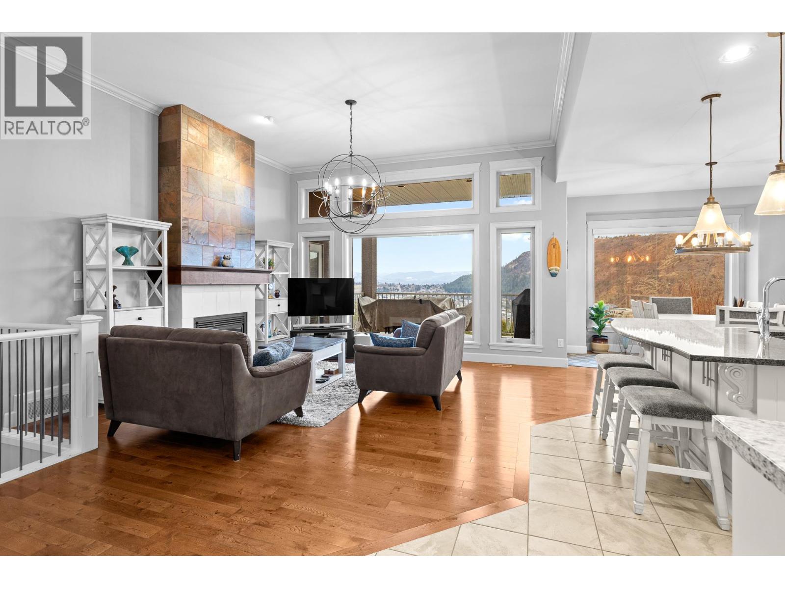 1911 Cornerstone Drive, West Kelowna, British Columbia  V4T 2Y3 - Photo 5 - 10380517