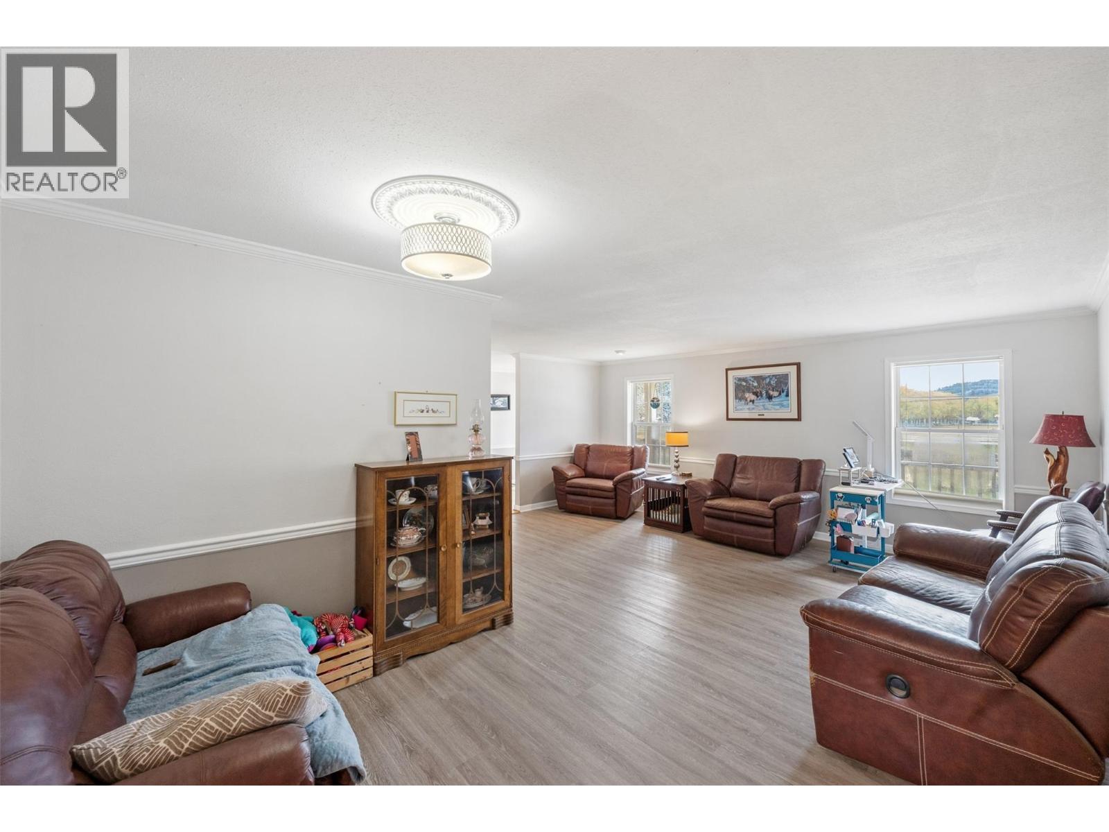 351 Jones Way Road, Oliver, British Columbia  V0H 1T5 - Photo 28 - 10380051