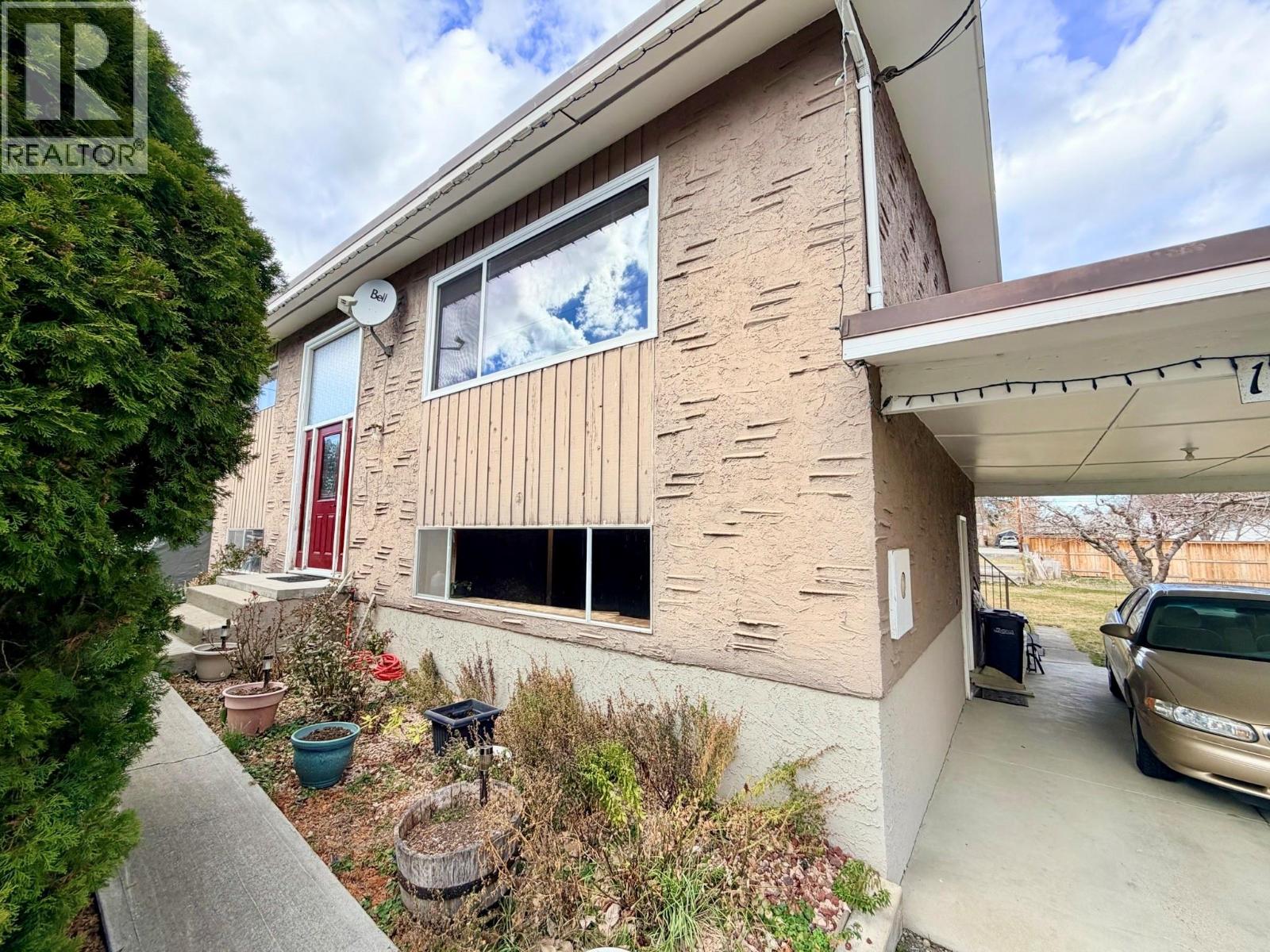 11102 Scott Street, Summerland, British Columbia  V0H 1Z0 - Photo 2 - 10380332