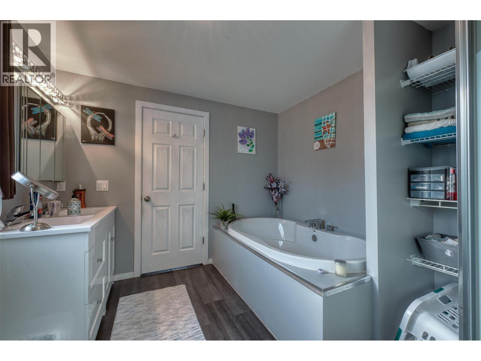 8508 Clerke Road Unit# 34, Coldstream, British Columbia  V1B 1W2 - Photo 12 - 10380518