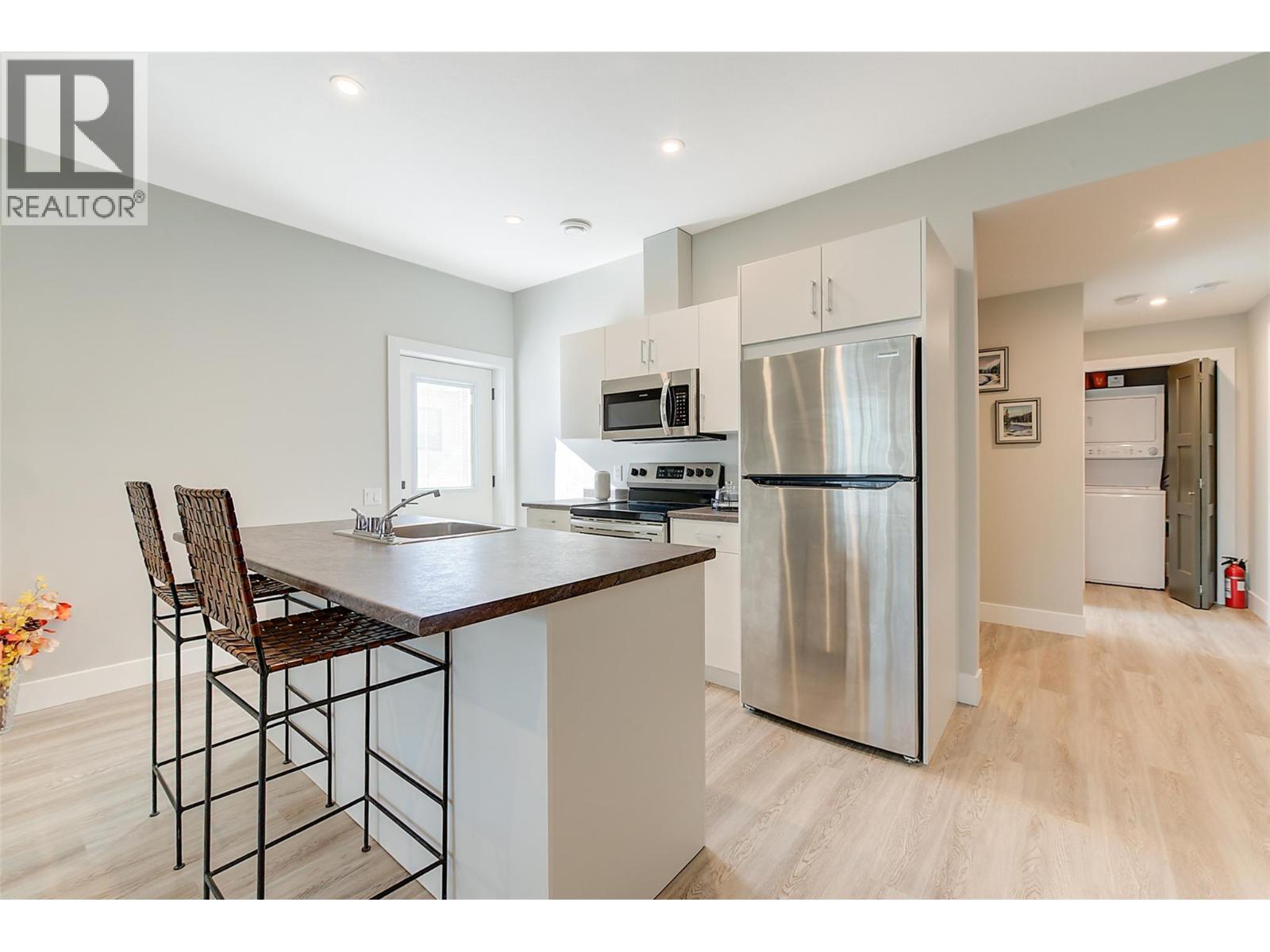 759 Carnoustie Drive, Kelowna, British Columbia  V1P 1V2 - Photo 68 - 10380469