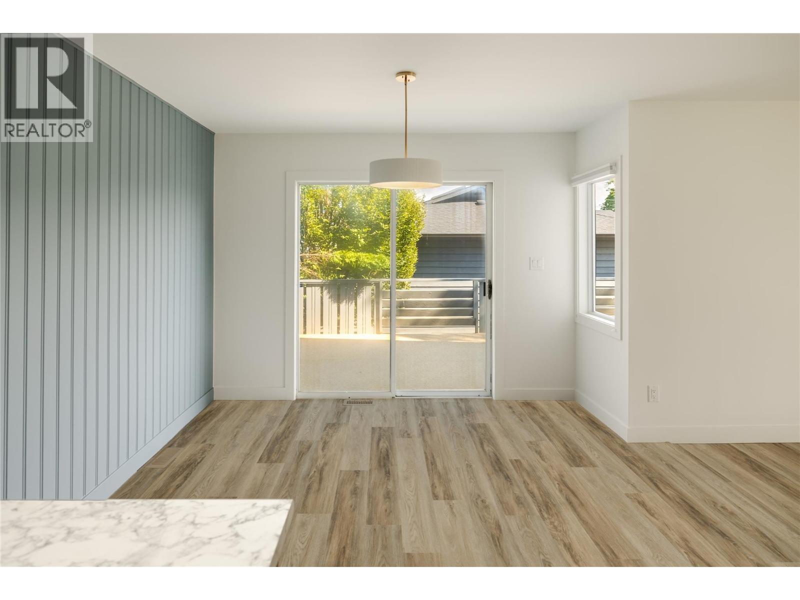 1284 Mcbride Road, Kelowna, British Columbia  V1Y 4A3 - Photo 7 - 10380420