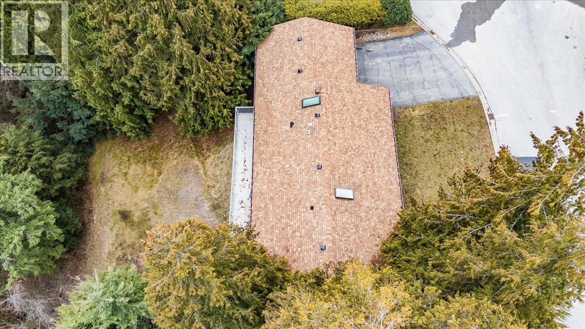 2421 12th Avenue, Castlegar, British Columbia  V1N 4A9 - Photo 51 - 10380279