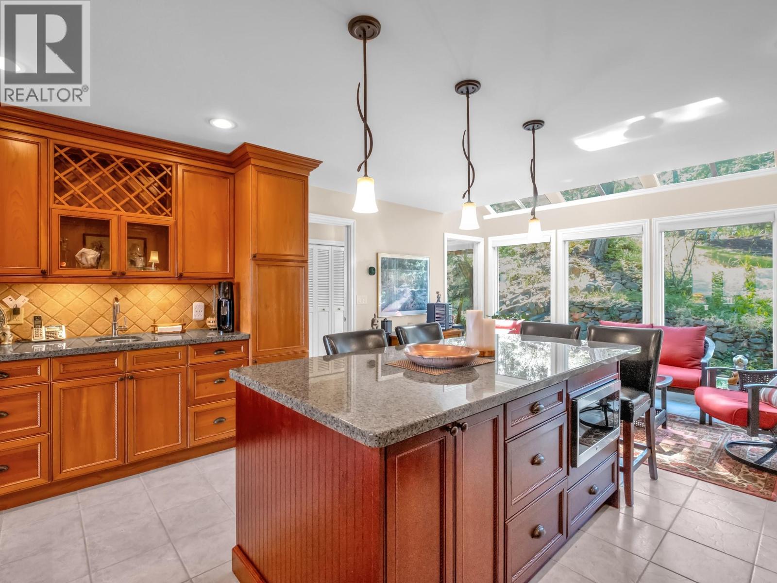 1776 Keloka Drive, West Kelowna, British Columbia  V1Z 2X1 - Photo 10 - 10380260