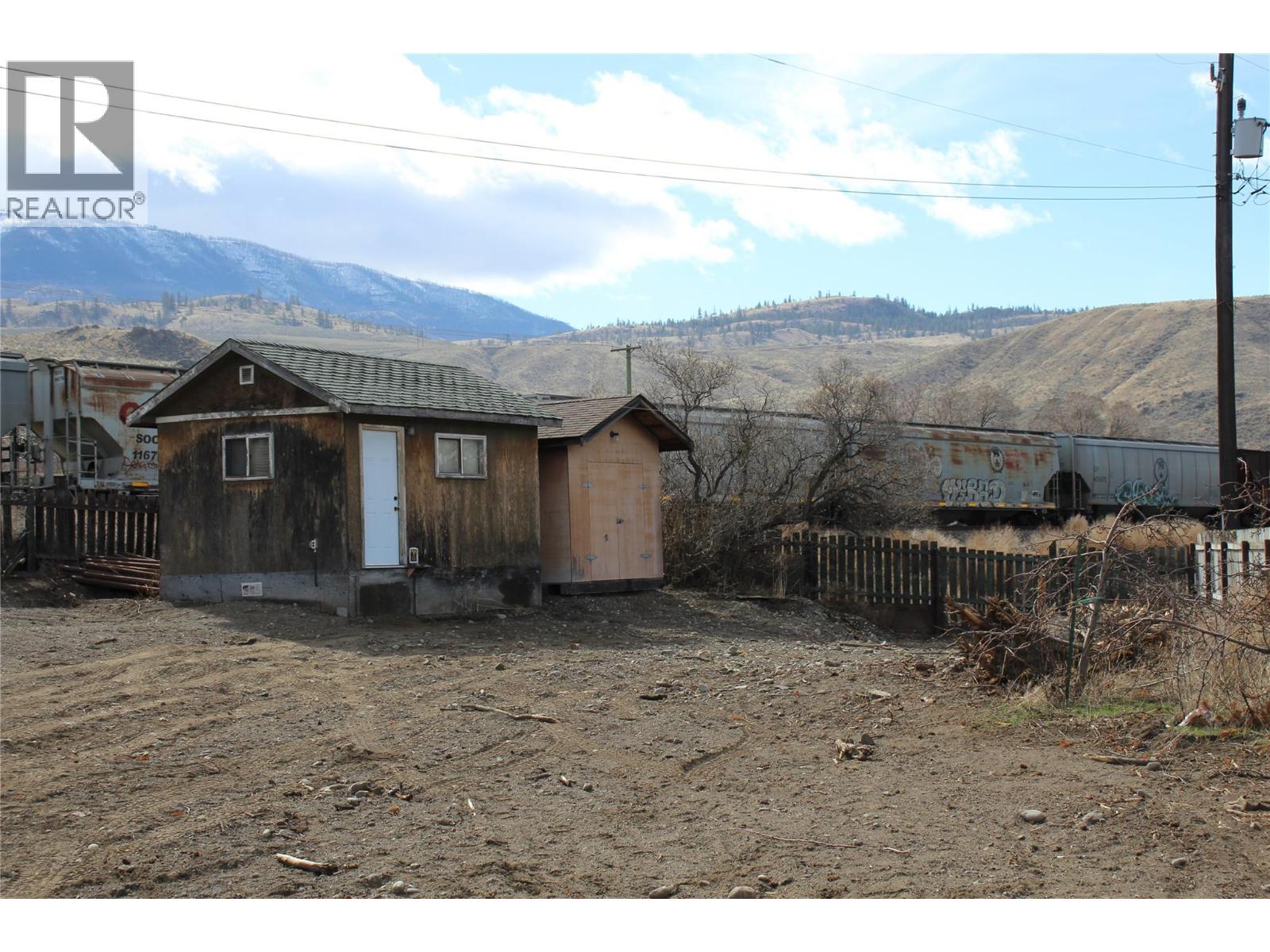 7114 Hillcrest Drive, Kamloops, British Columbia  V0k 2J0 - Photo 21 - 10376391