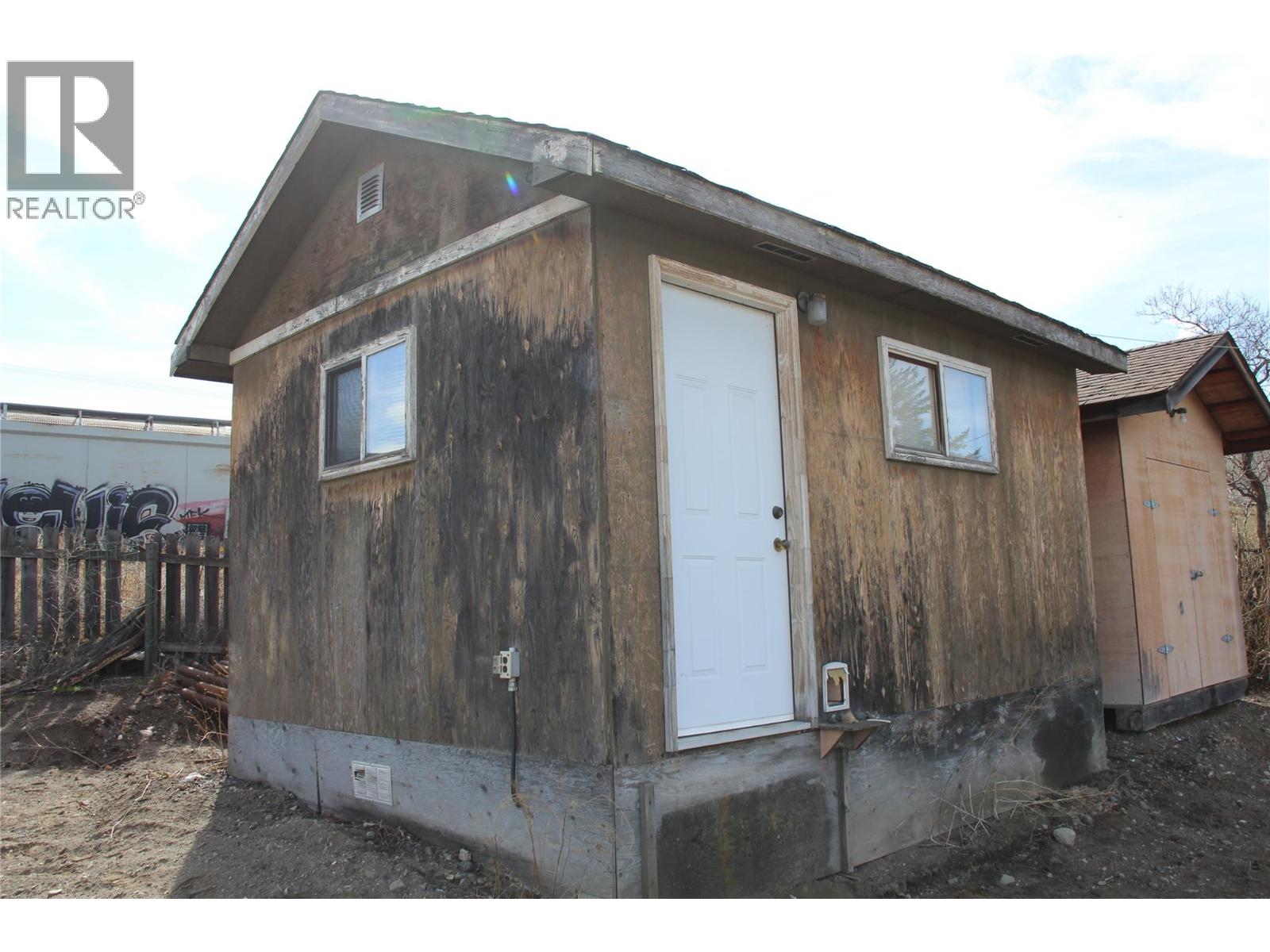 7114 Hillcrest Drive, Kamloops, British Columbia  V0k 2J0 - Photo 22 - 10376391