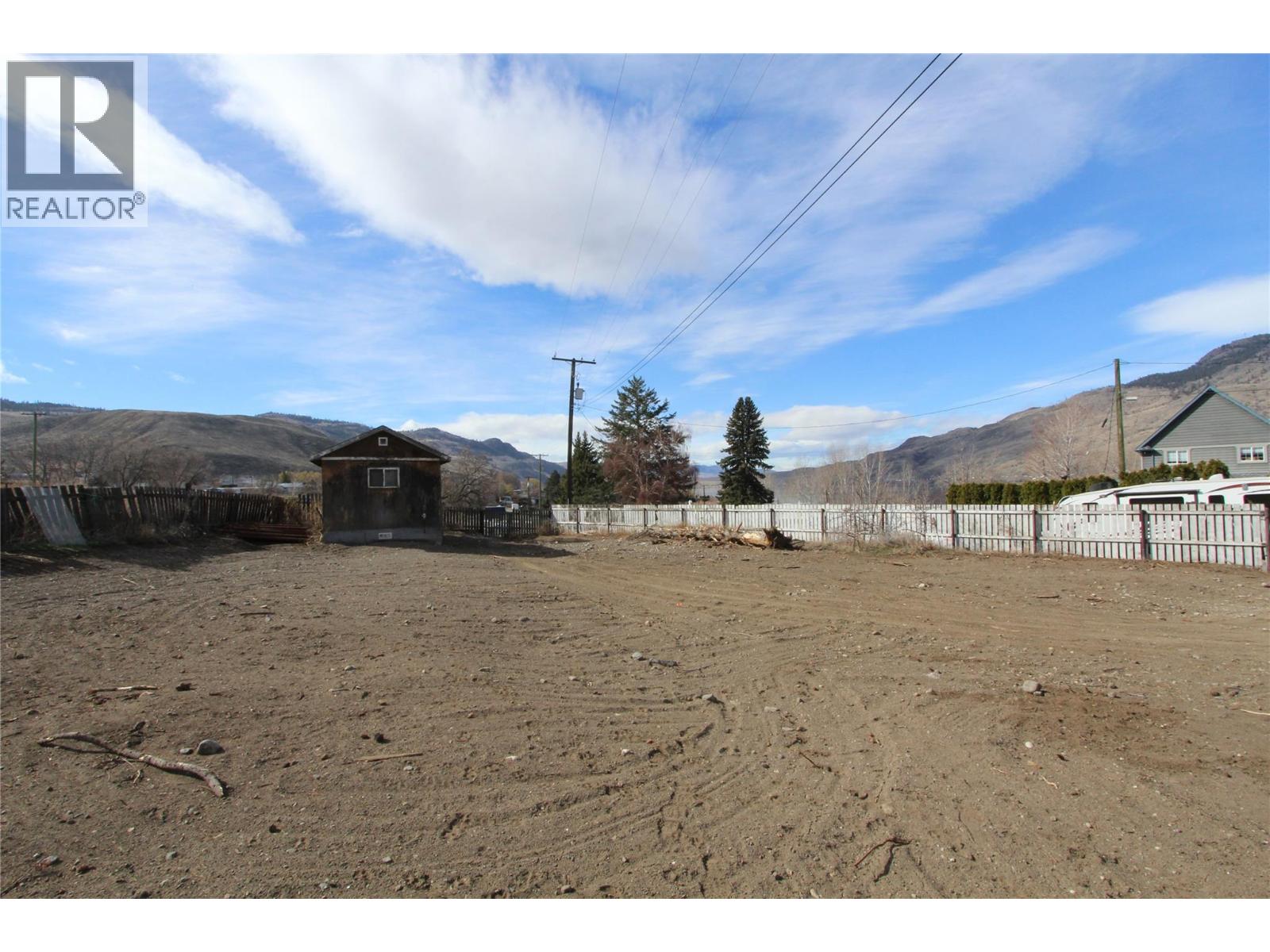 7114 Hillcrest Drive, Kamloops, British Columbia  V0k 2J0 - Photo 4 - 10376391