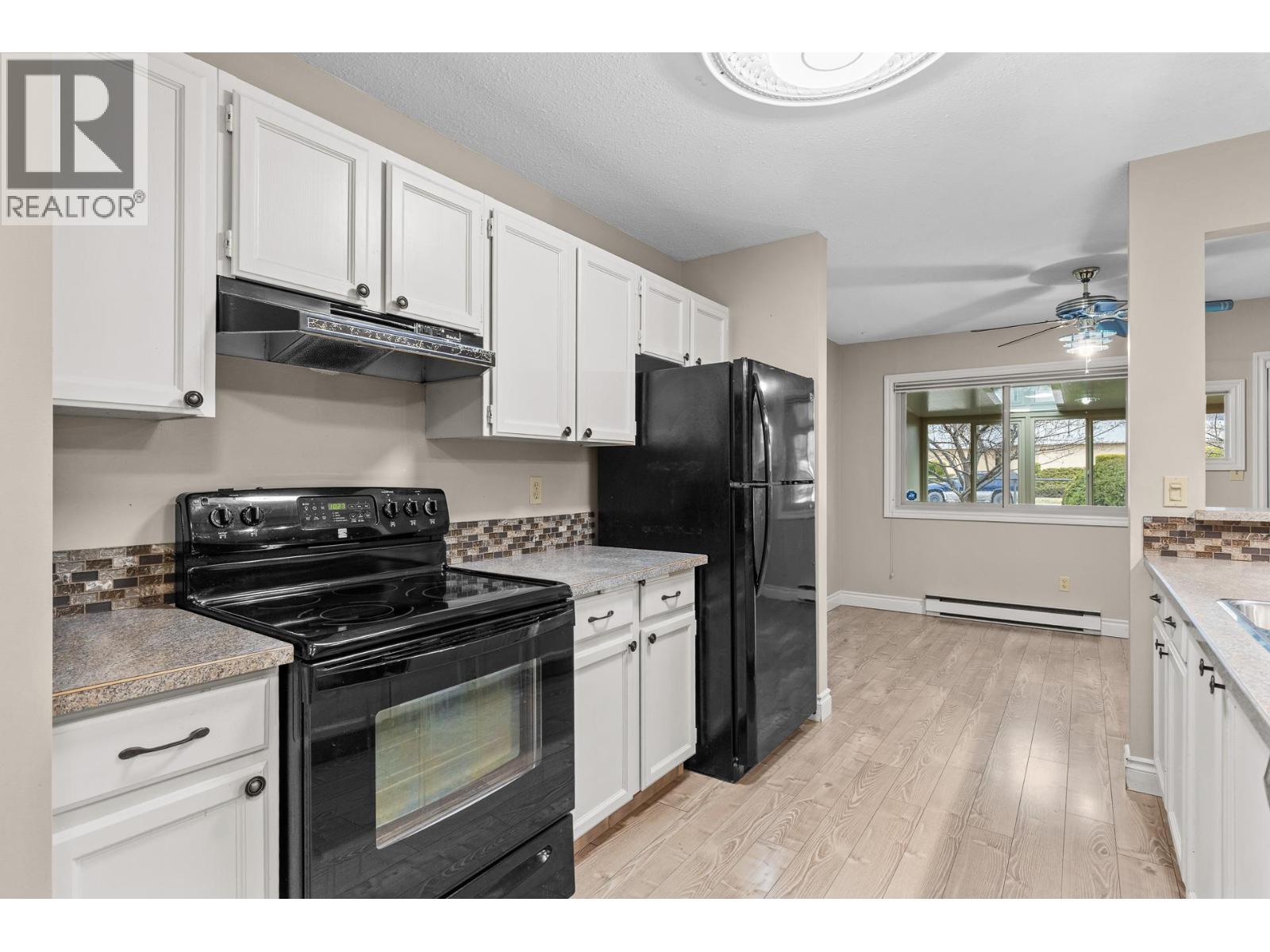 200 Gerstmar Road Unit# 16, Kelowna, British Columbia  V1X 4A7 - Photo 11 - 10380208