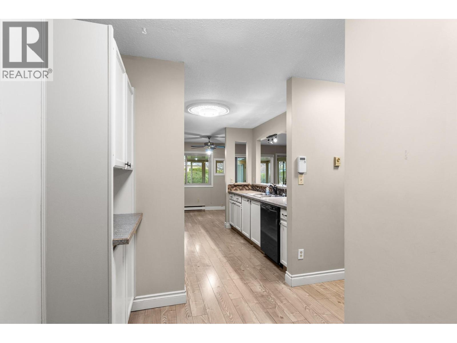 200 Gerstmar Road Unit# 16, Kelowna, British Columbia  V1X 4A7 - Photo 17 - 10380208