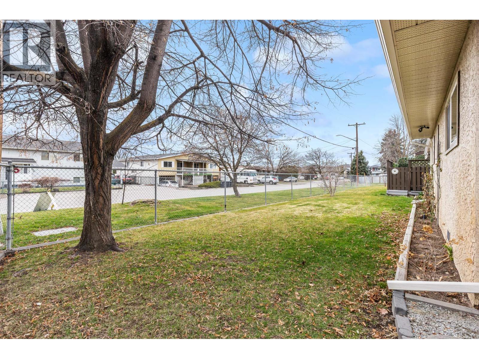 200 Gerstmar Road Unit# 16, Kelowna, British Columbia  V1X 4A7 - Photo 42 - 10380208