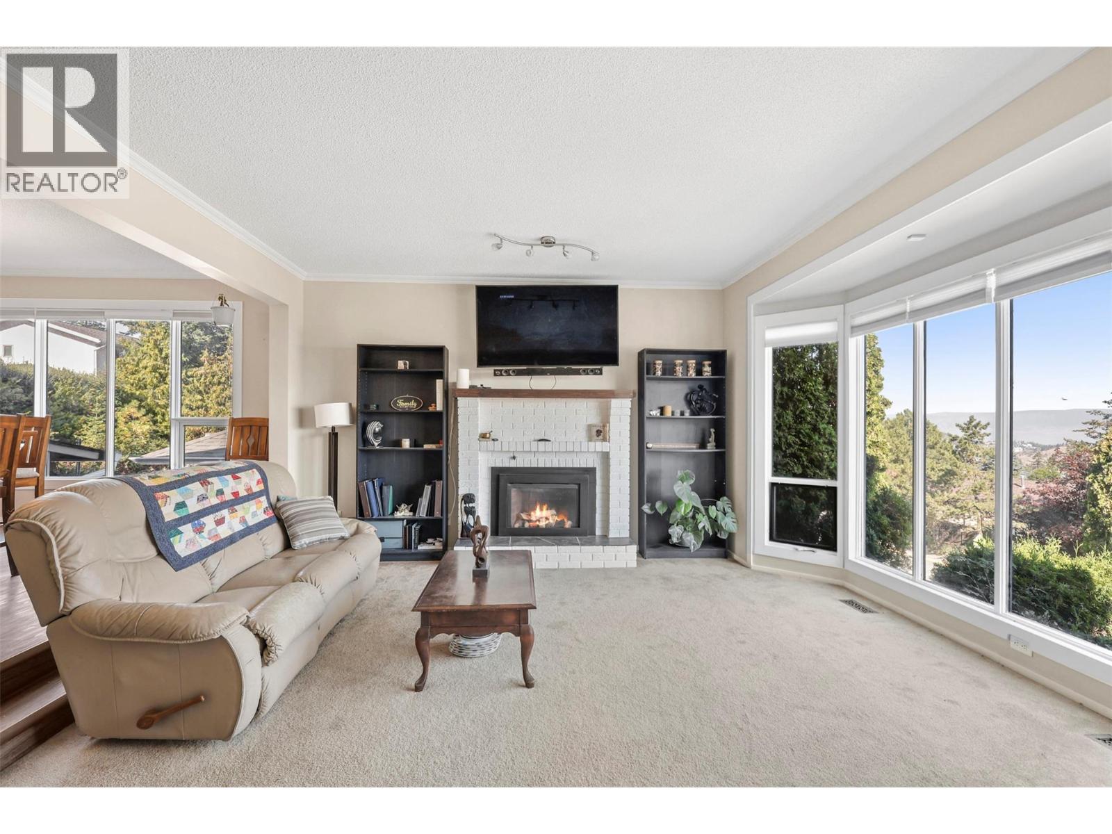 2156 Van Horne Drive, Kamloops, British Columbia  V1S 1L7 - Photo 6 - 10362011