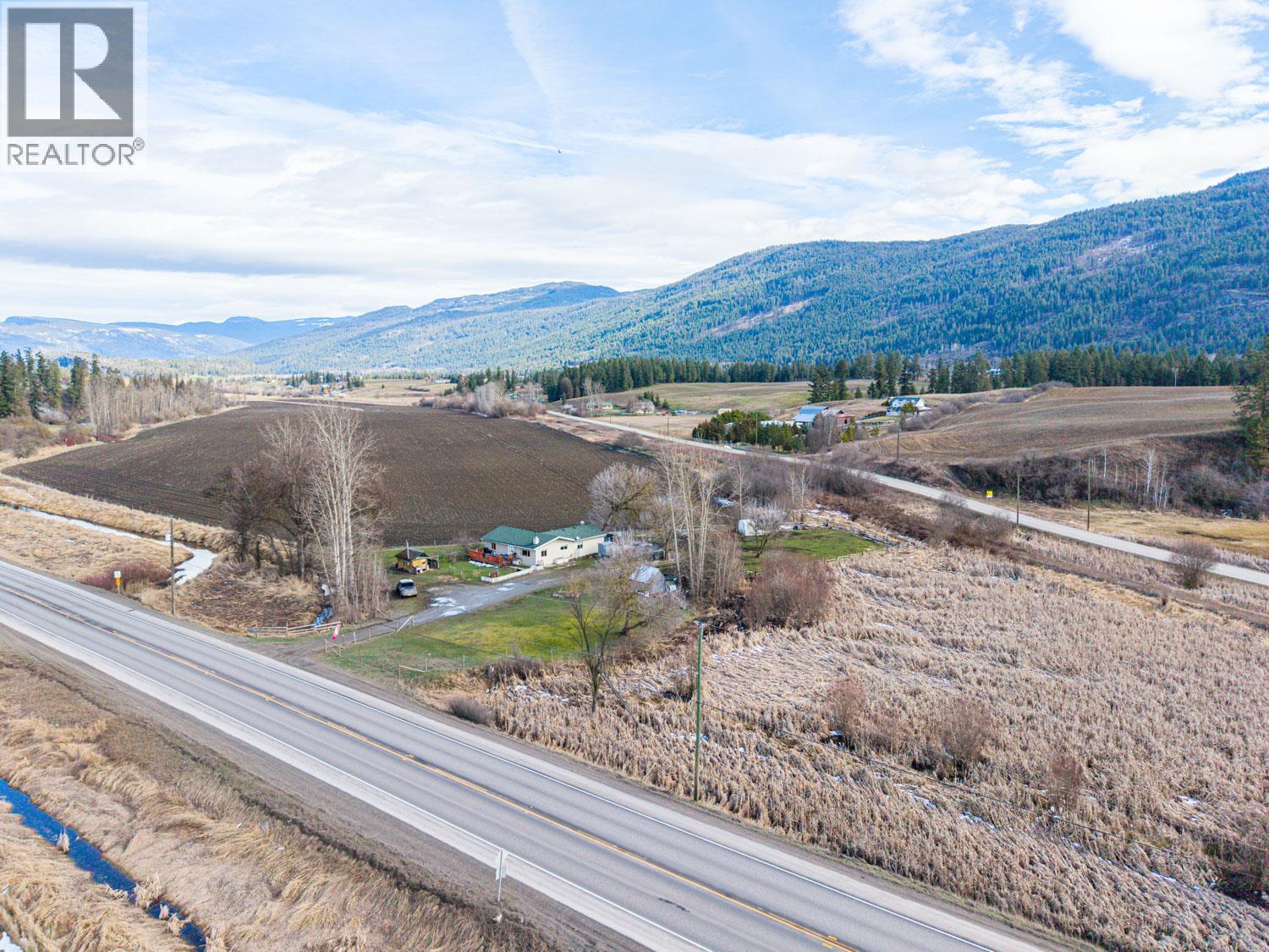 4536 97a Highway, Spallumcheen, British Columbia  V4Y 0S1 - Photo 29 - 10380314