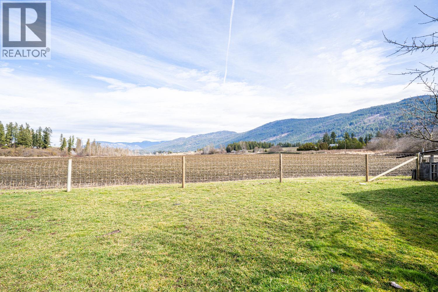 4536 97a Highway, Spallumcheen, British Columbia  V4Y 0S1 - Photo 34 - 10380314