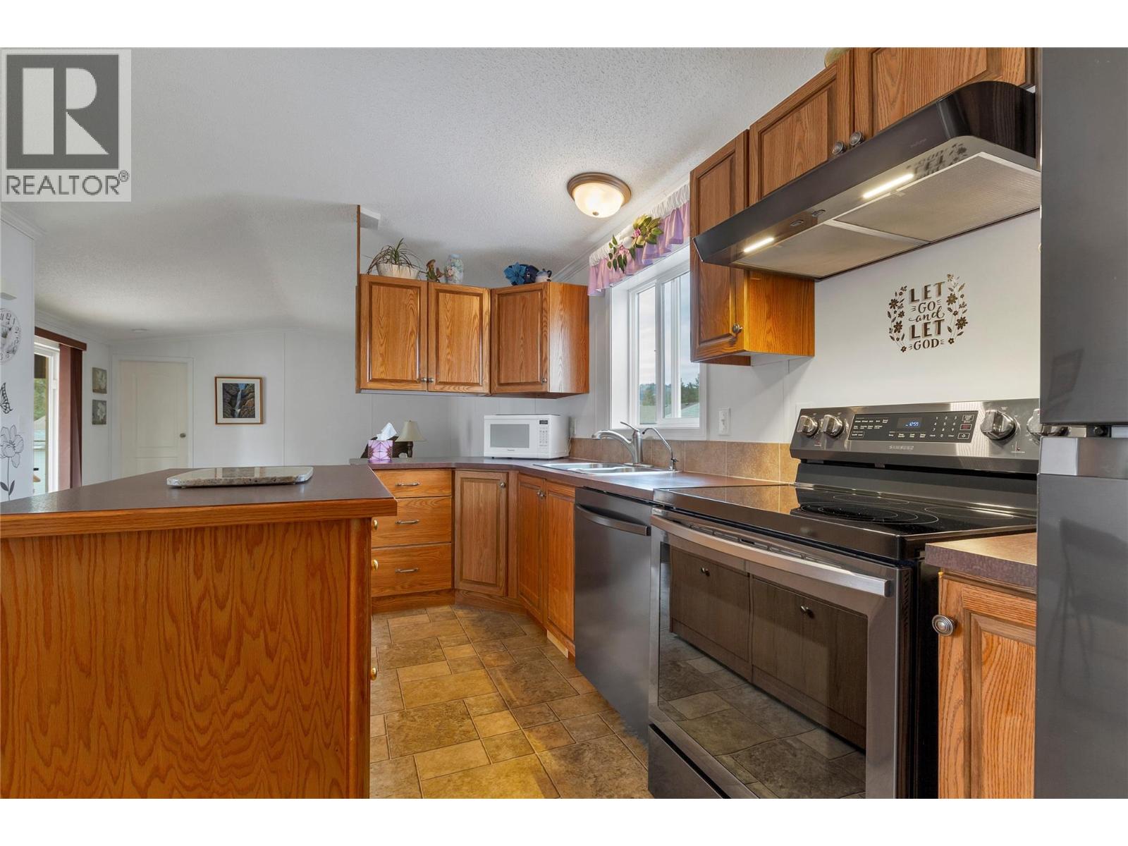 9510 97n Highway Unit# 107, Vernon, British Columbia  V1H 1R8 - Photo 5 - 10380085