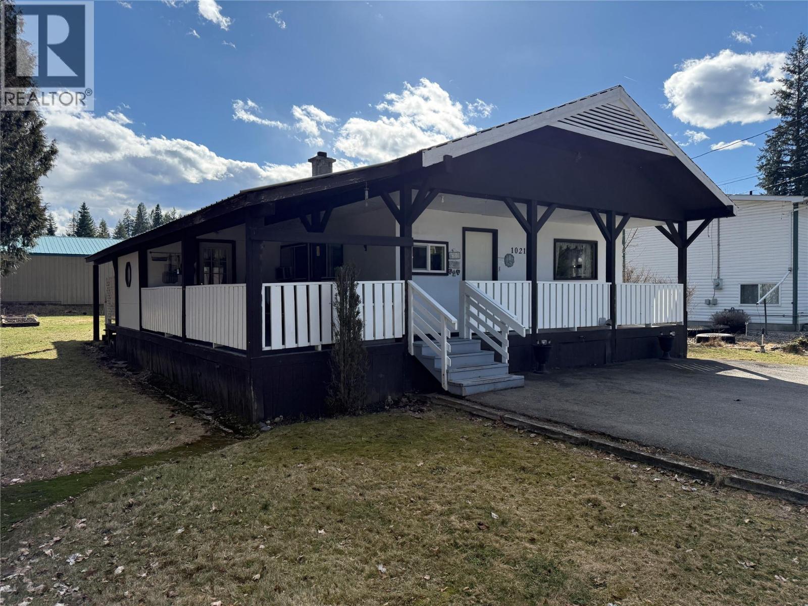 1021 Garden Road, South Slocan, British Columbia  V0G 2G1 - Photo 3 - 10380479