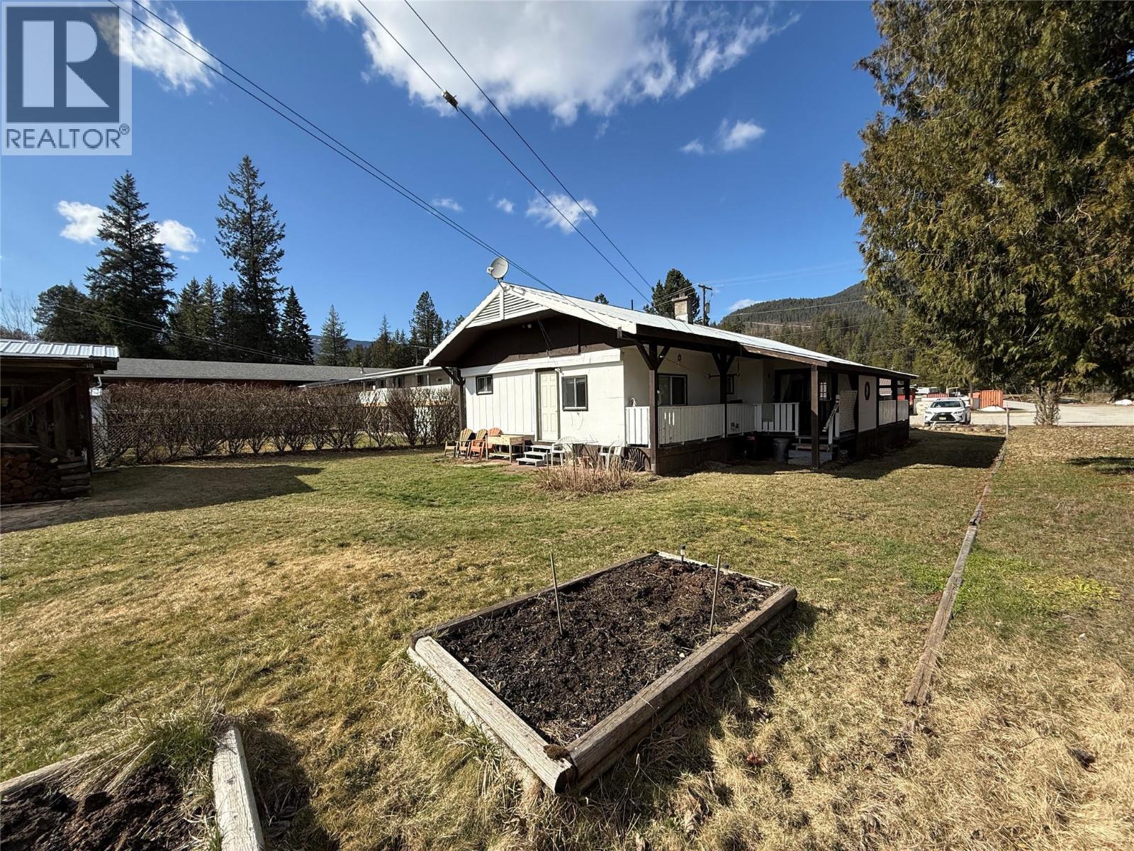 1021 Garden Road, South Slocan, British Columbia  V0G 2G1 - Photo 6 - 10380479