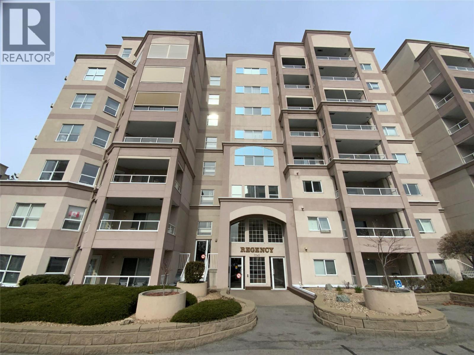 2245 Atkinson Street Unit# 101, Penticton, British Columbia  V2A 8R7 - Photo 1 - 10380578