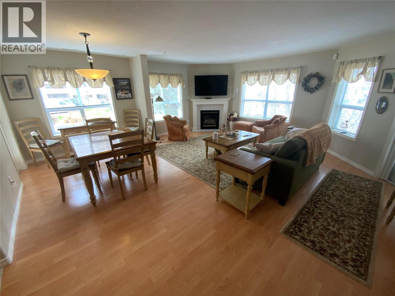 2245 Atkinson Street Unit# 101, Penticton, British Columbia  V2A 8R7 - Photo 5 - 10380578