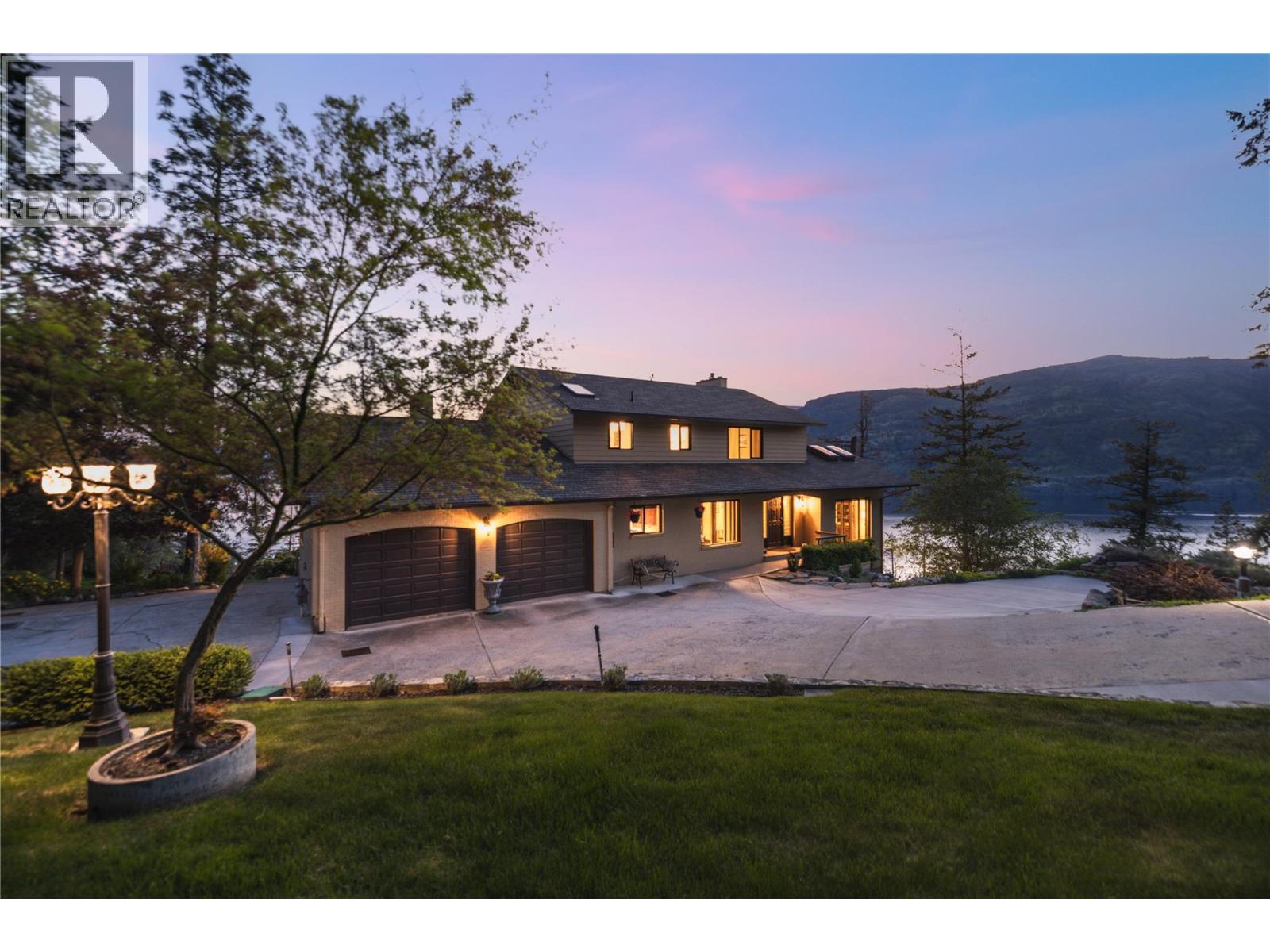 1252 Kyndree Court, Kelowna, British Columbia  V1V 1H1 - Photo 4 - 10380566