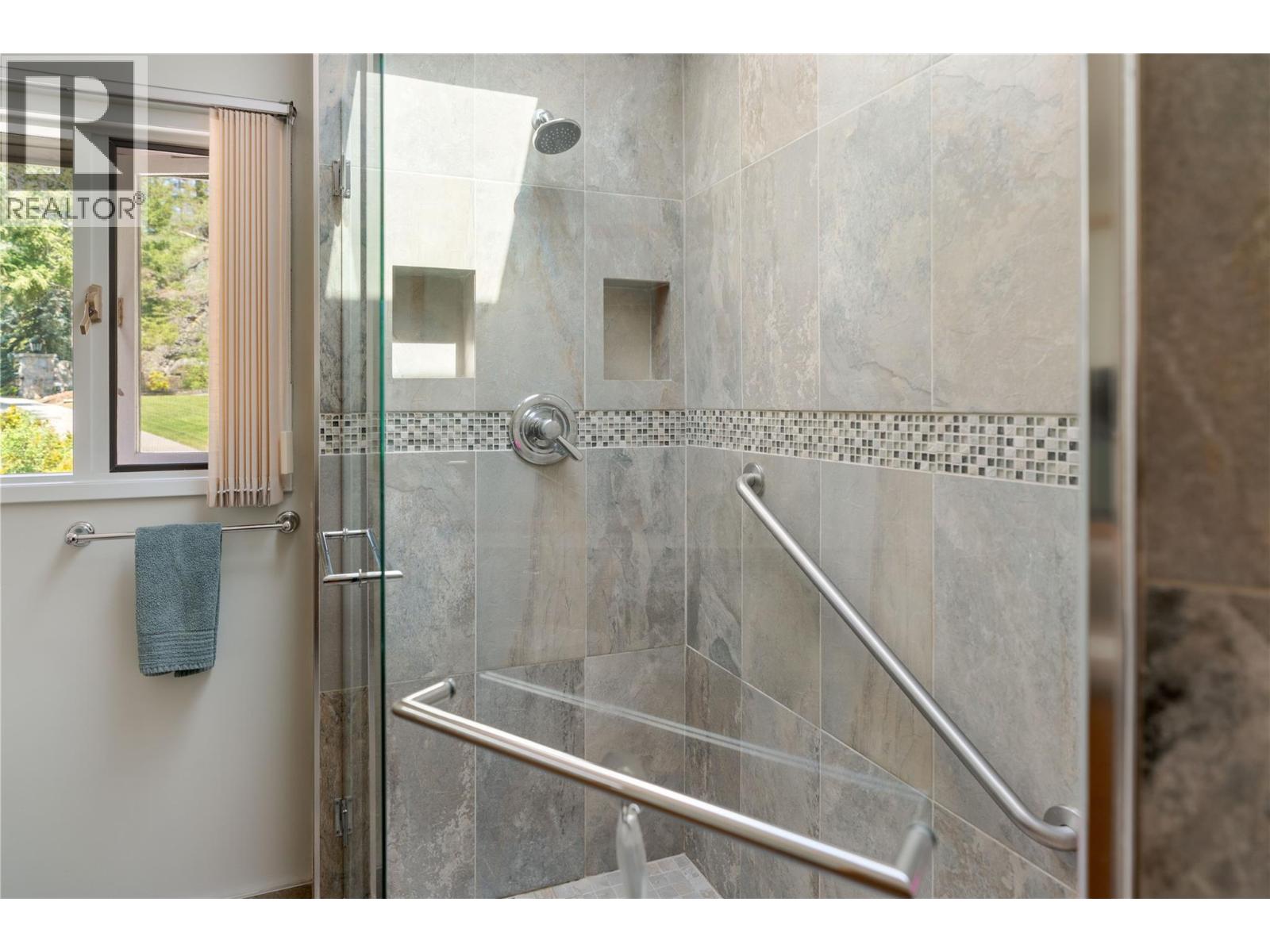 1252 Kyndree Court, Kelowna, British Columbia  V1V 1H1 - Photo 53 - 10380566