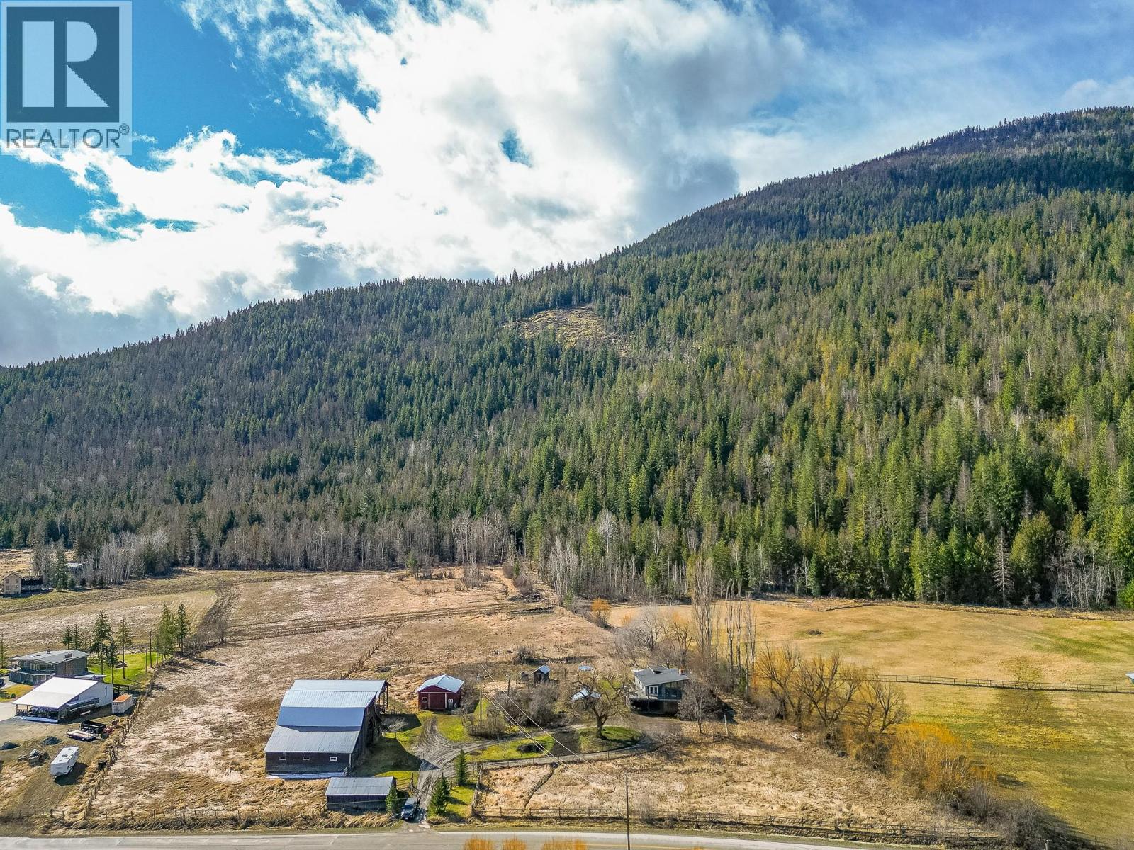 3668 Trinity Valley Road, Enderby, British Columbia  V0E 1V5 - Photo 2 - 10379998